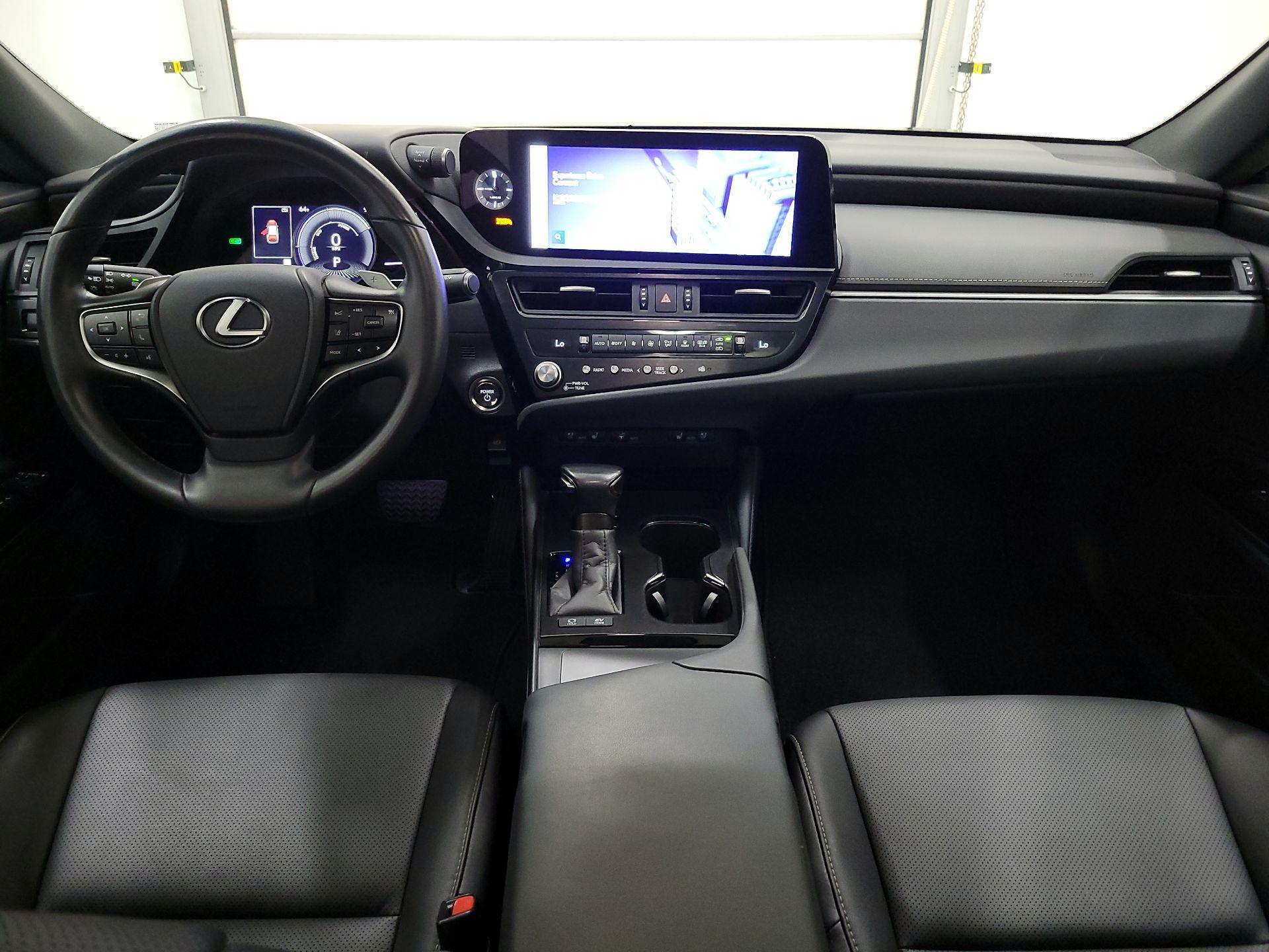 Thumbnail: 2025 Lexus ES - 9