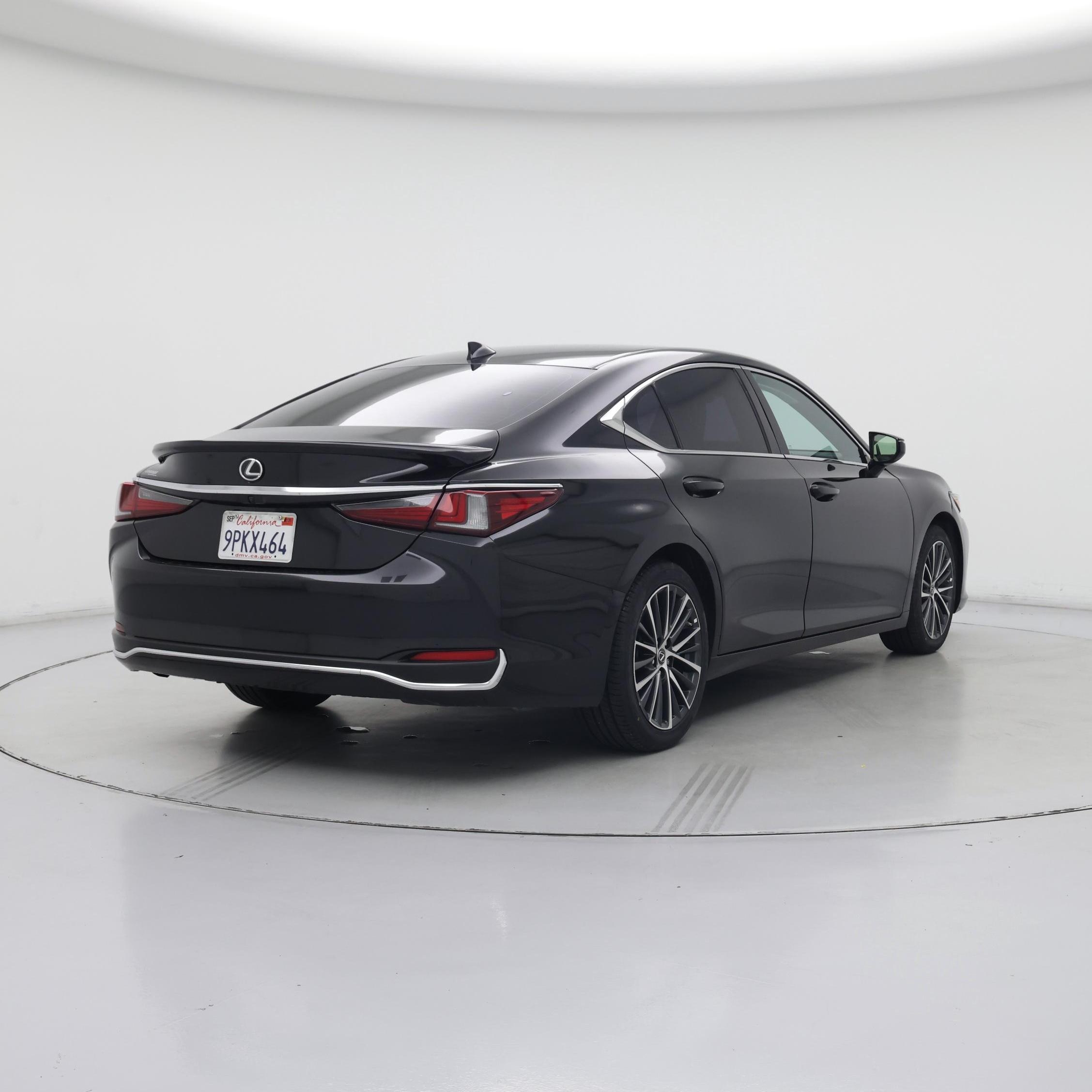 Thumbnail: 2025 Lexus ES - 8
