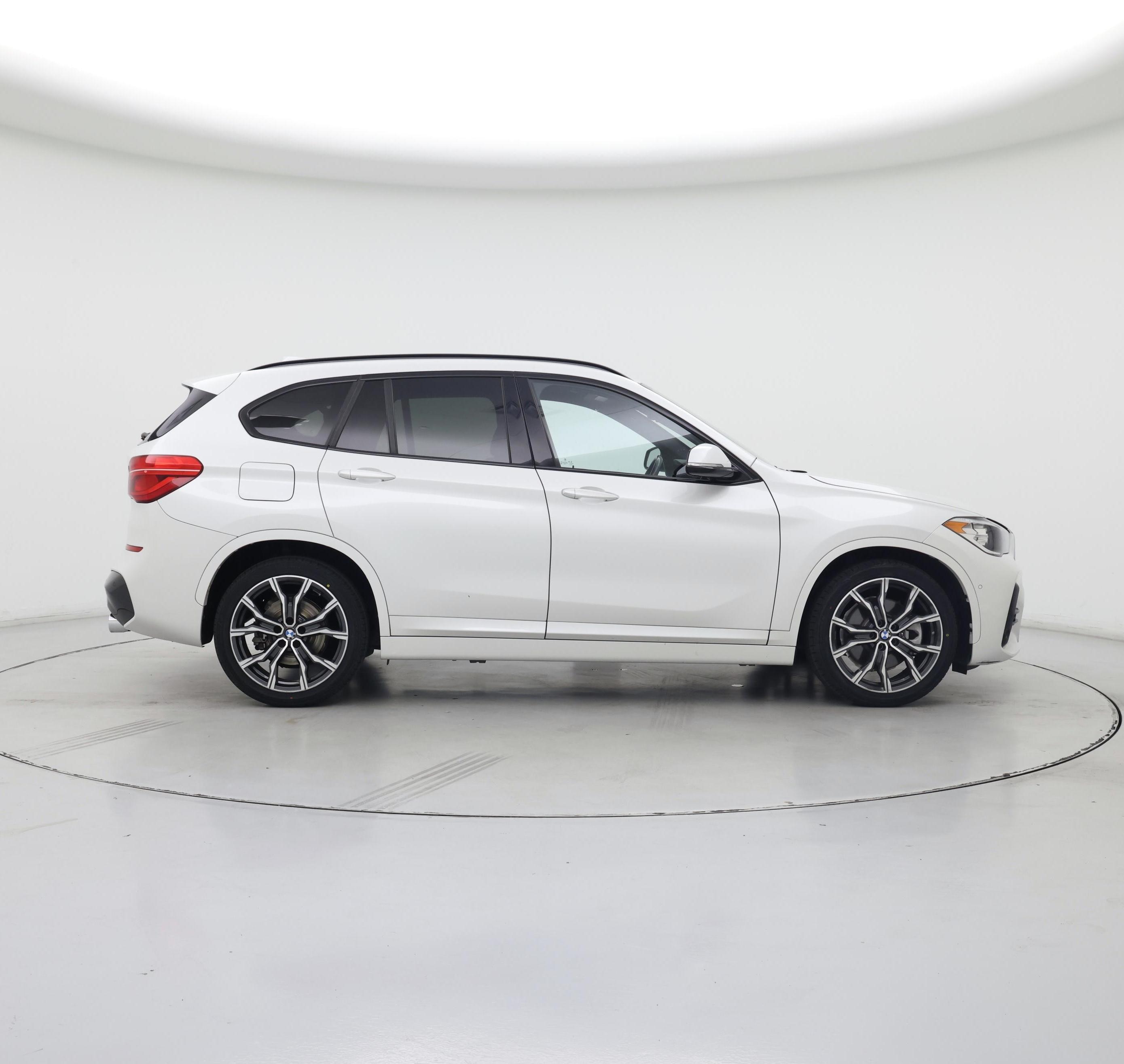 Thumbnail: 2021 BMW X1 - 7