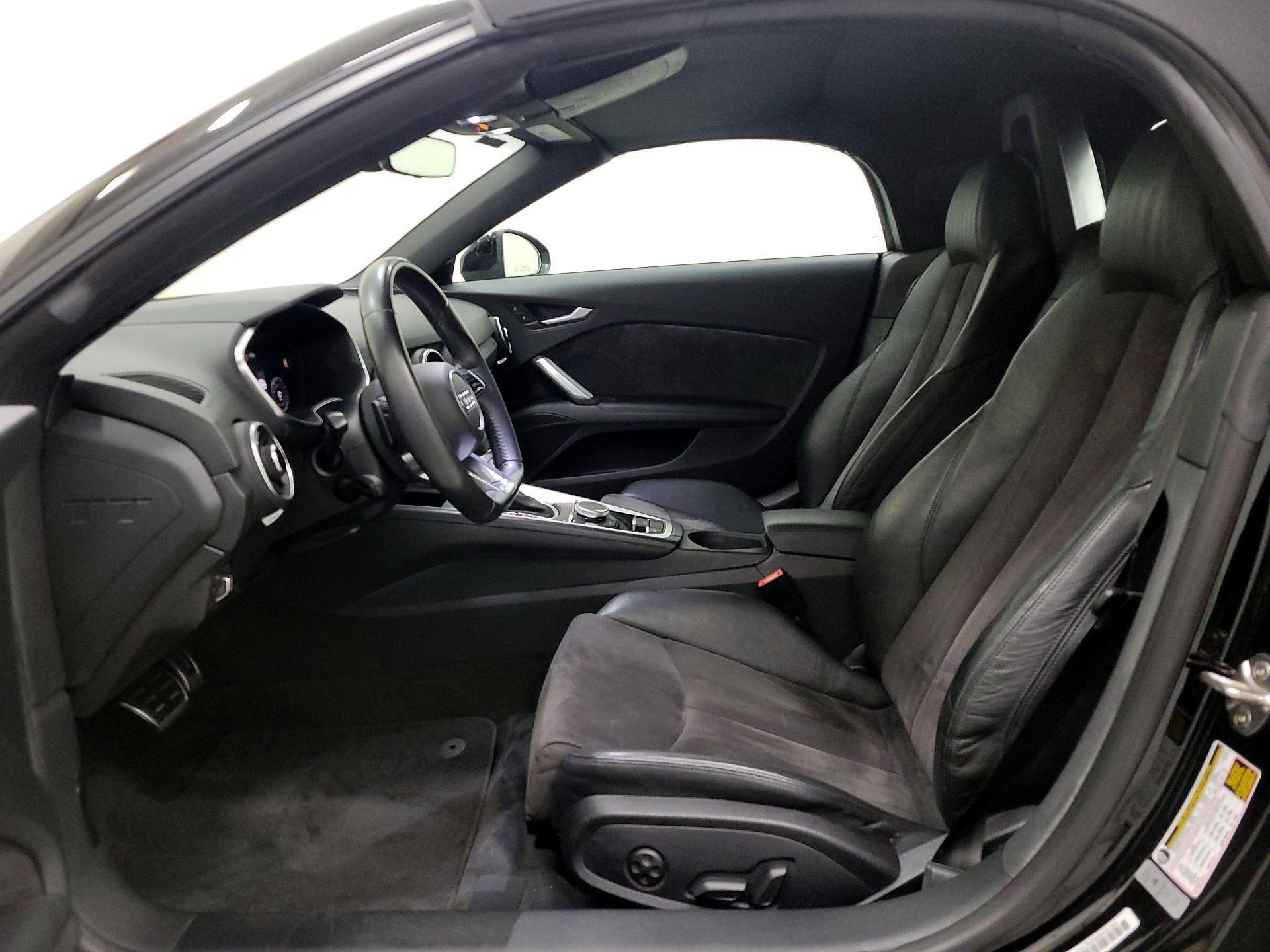 Thumbnail: 2016 Audi TT - 11