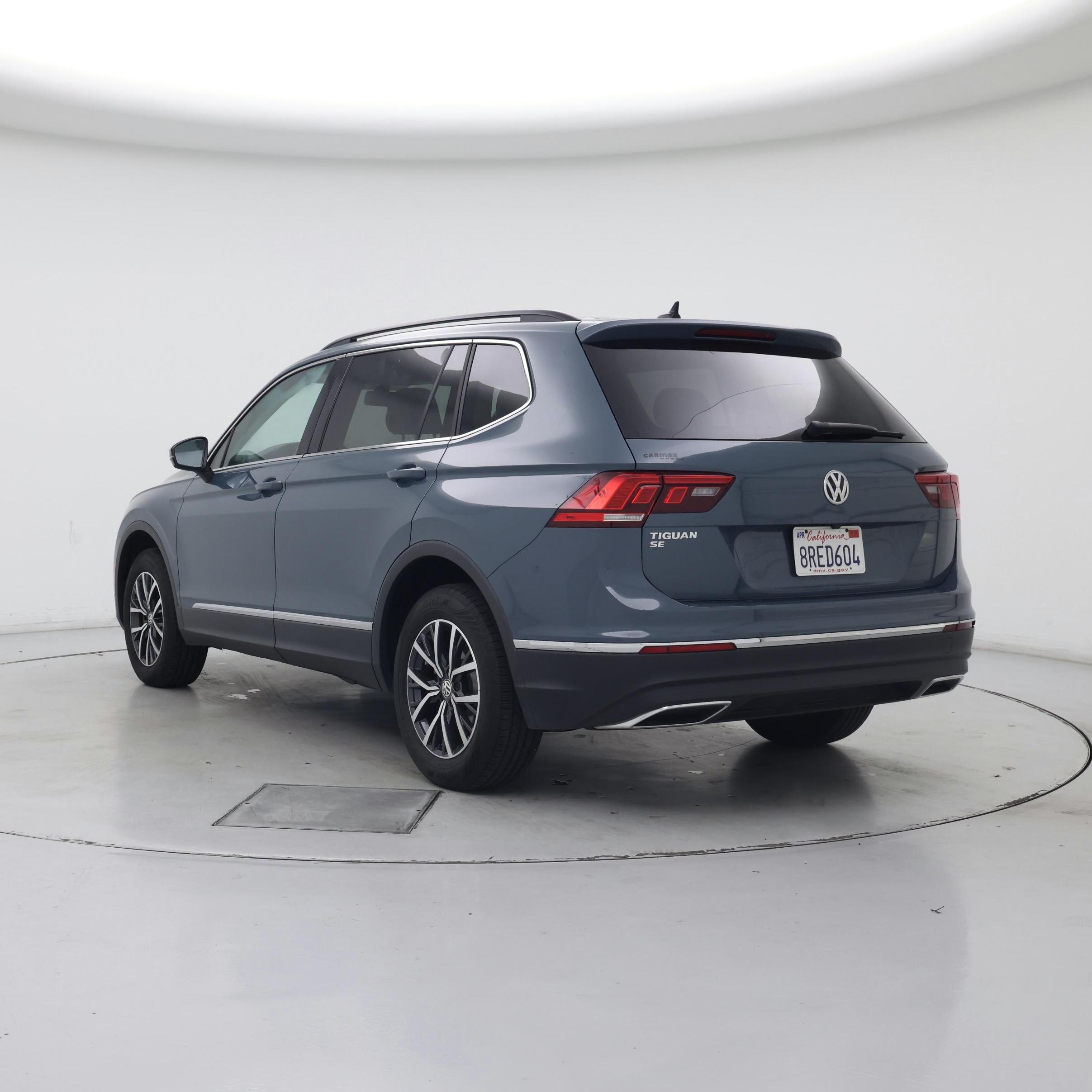 Thumbnail: 2020 Volkswagen Tiguan - 2