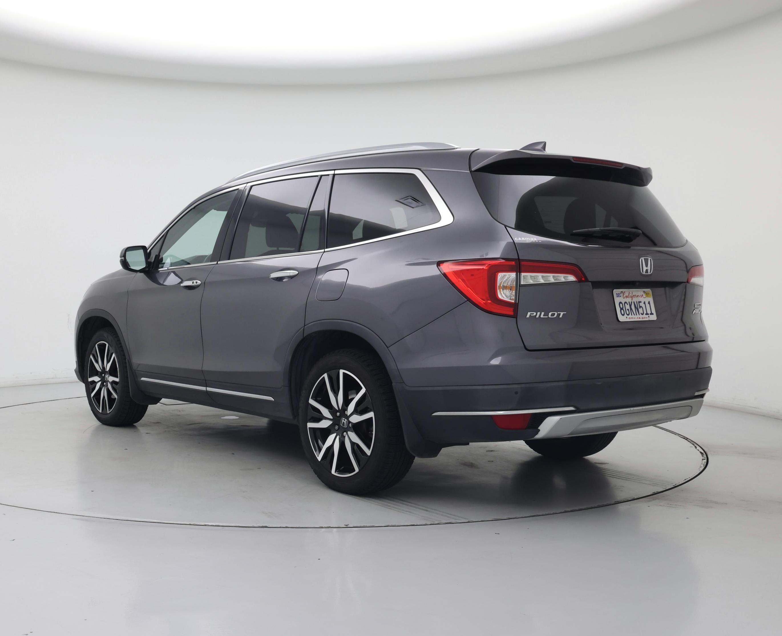 Thumbnail: 2019 Honda Pilot - 2