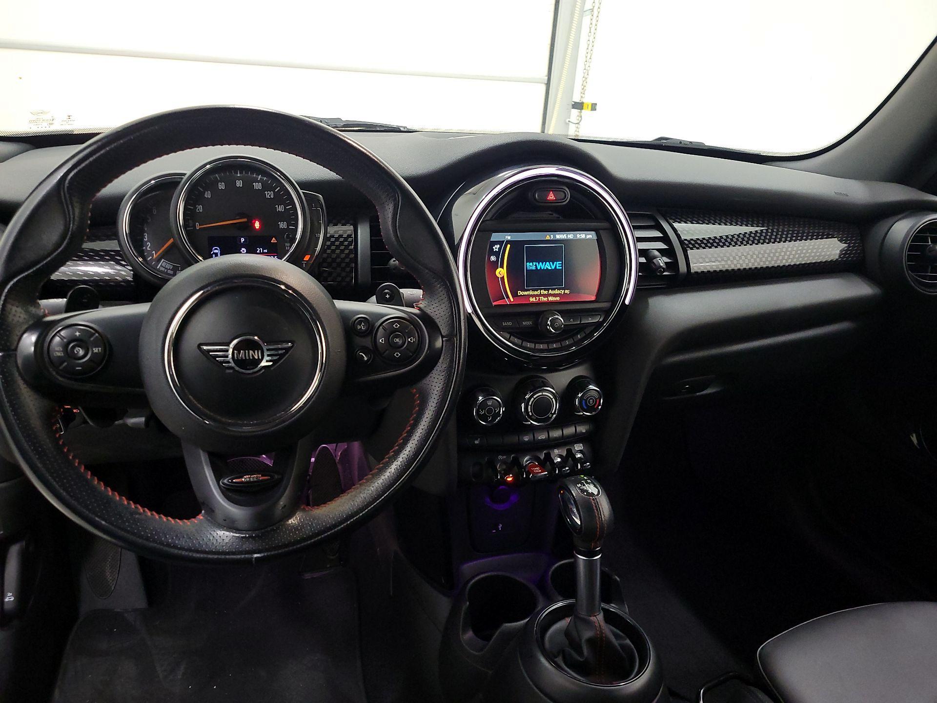Thumbnail: 2019 MINI Cooper - 9