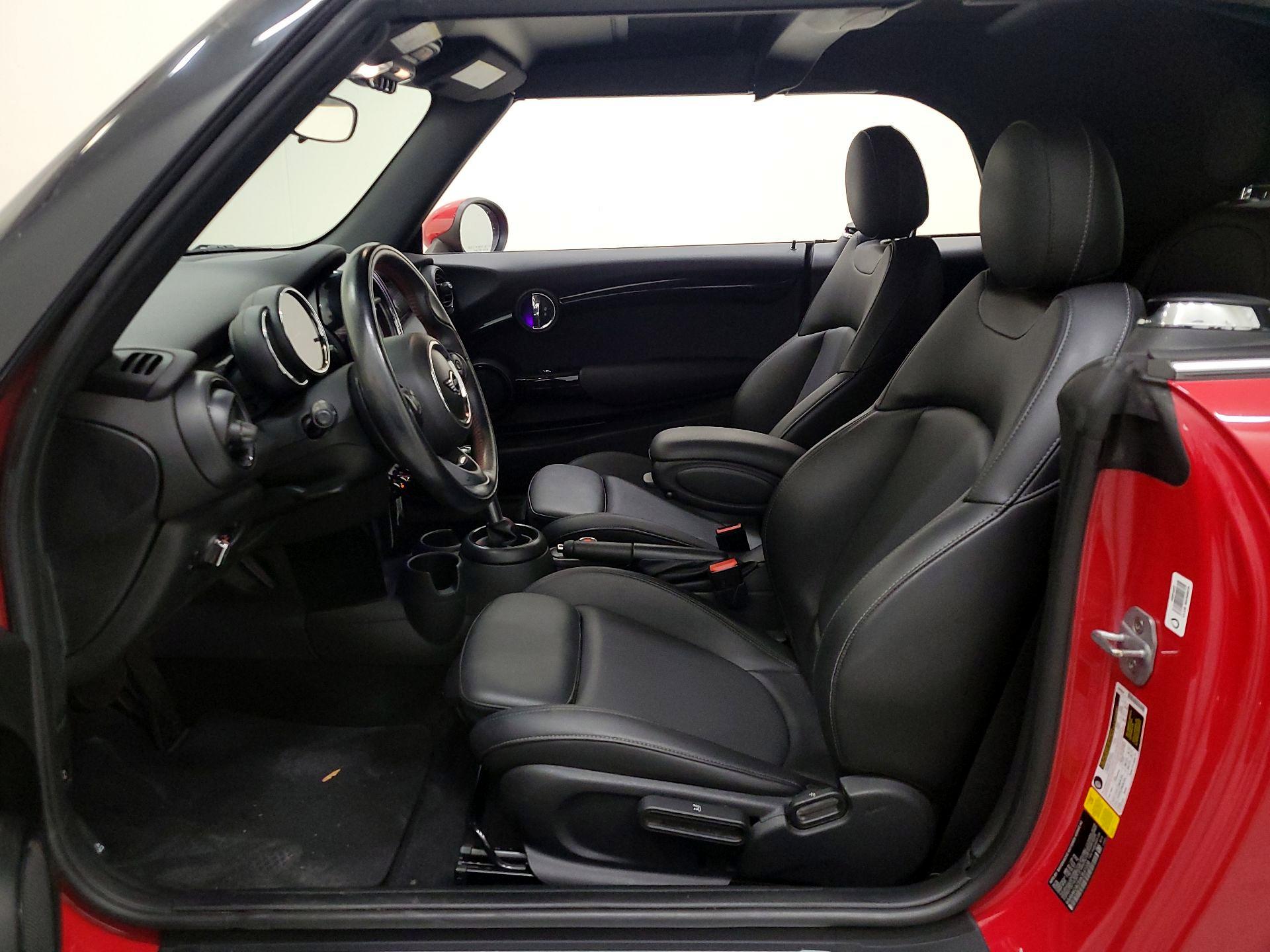 Thumbnail: 2019 MINI Cooper - 11