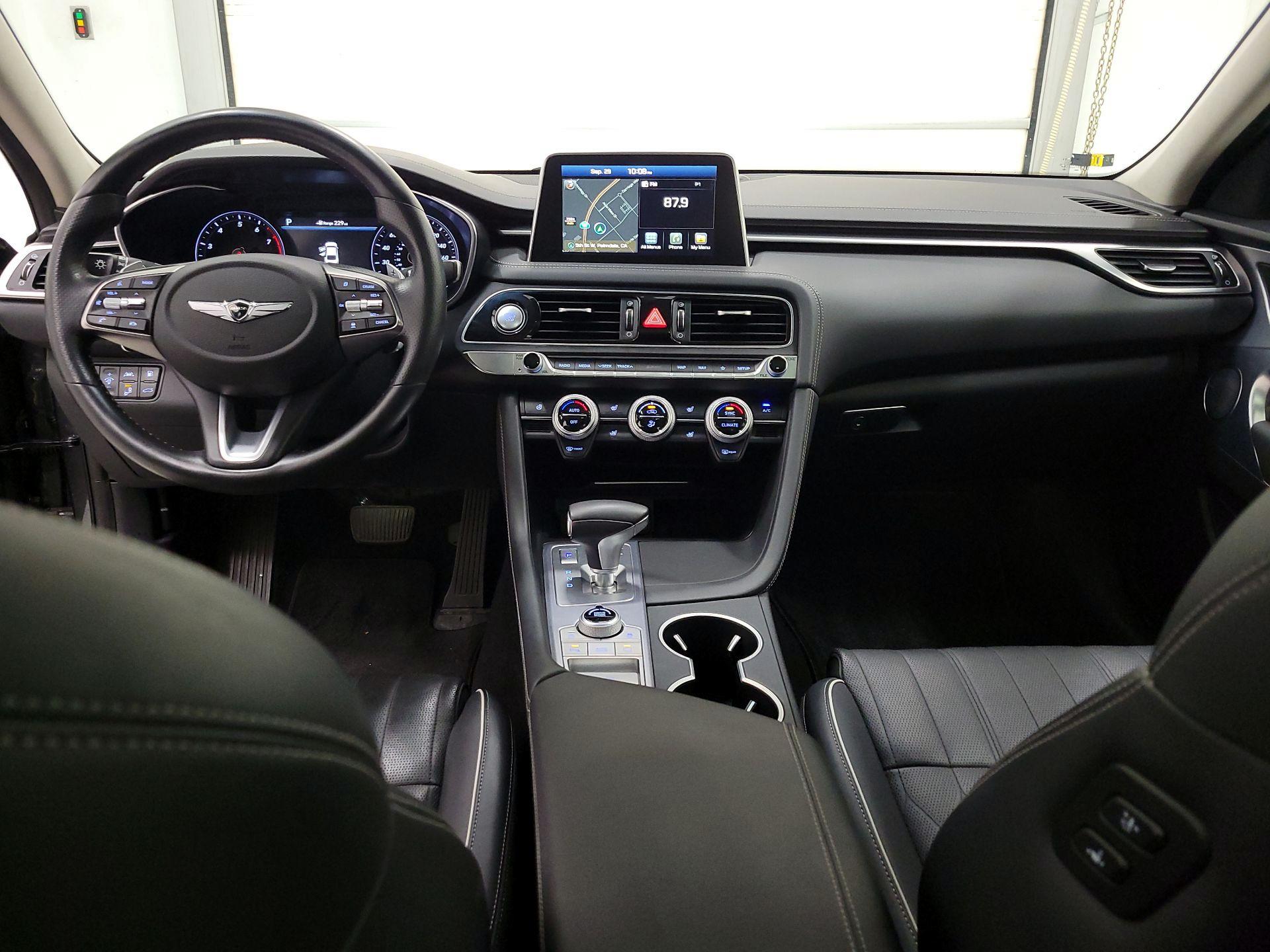 Thumbnail: 2019 Genesis G70 - 9