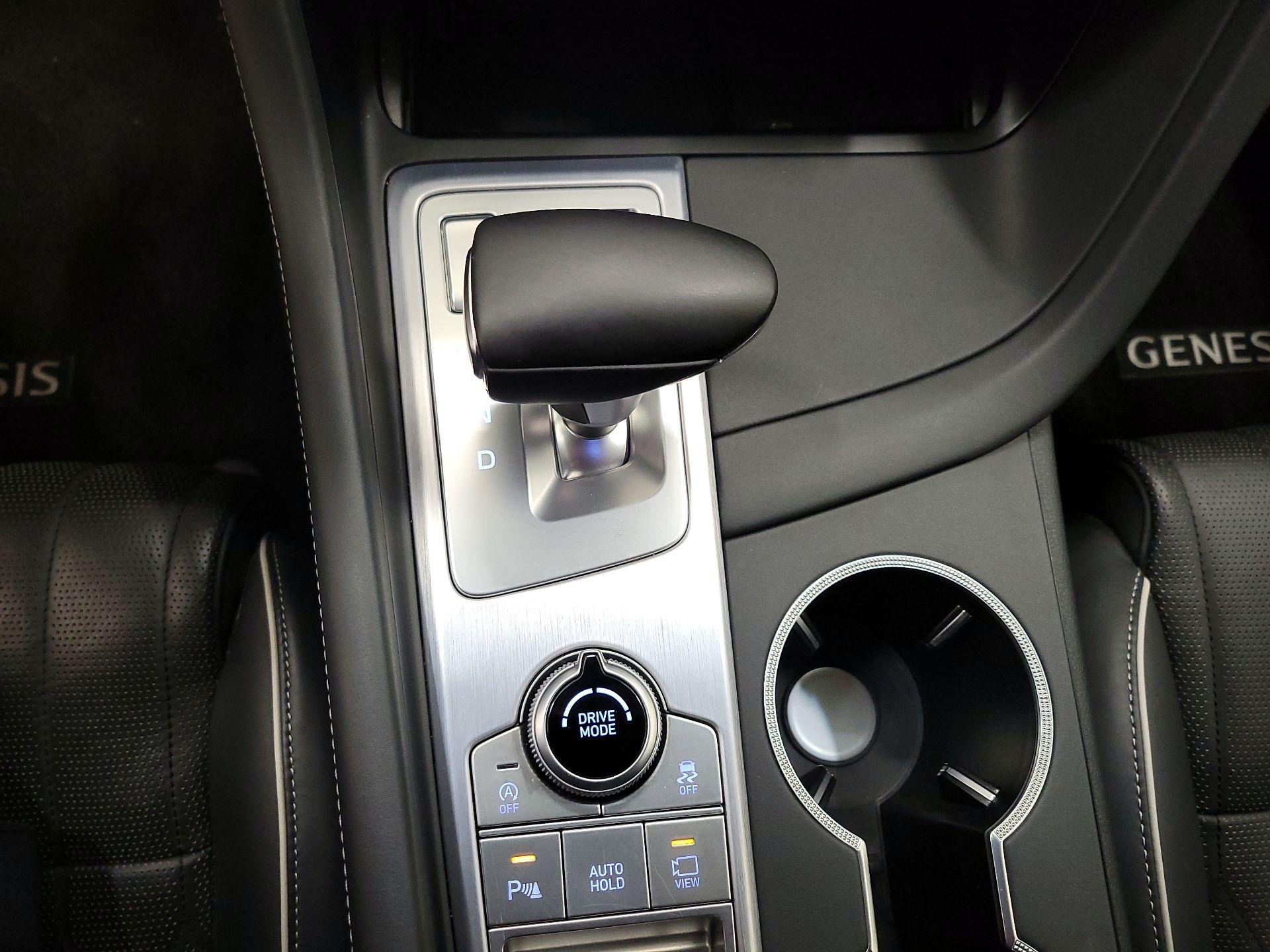 Thumbnail: 2019 Genesis G70 - 18