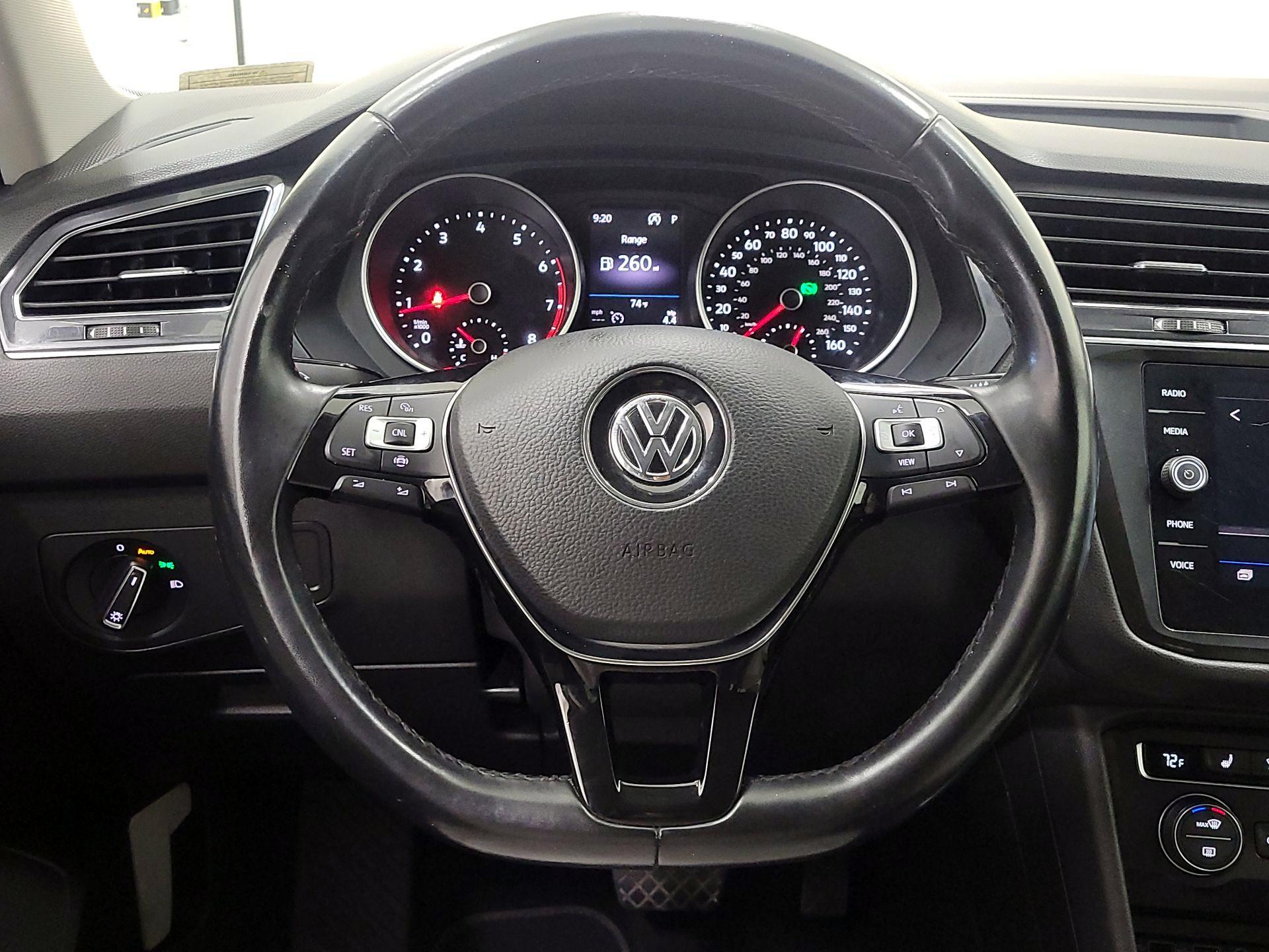Thumbnail: 2019 Volkswagen Tiguan - 10