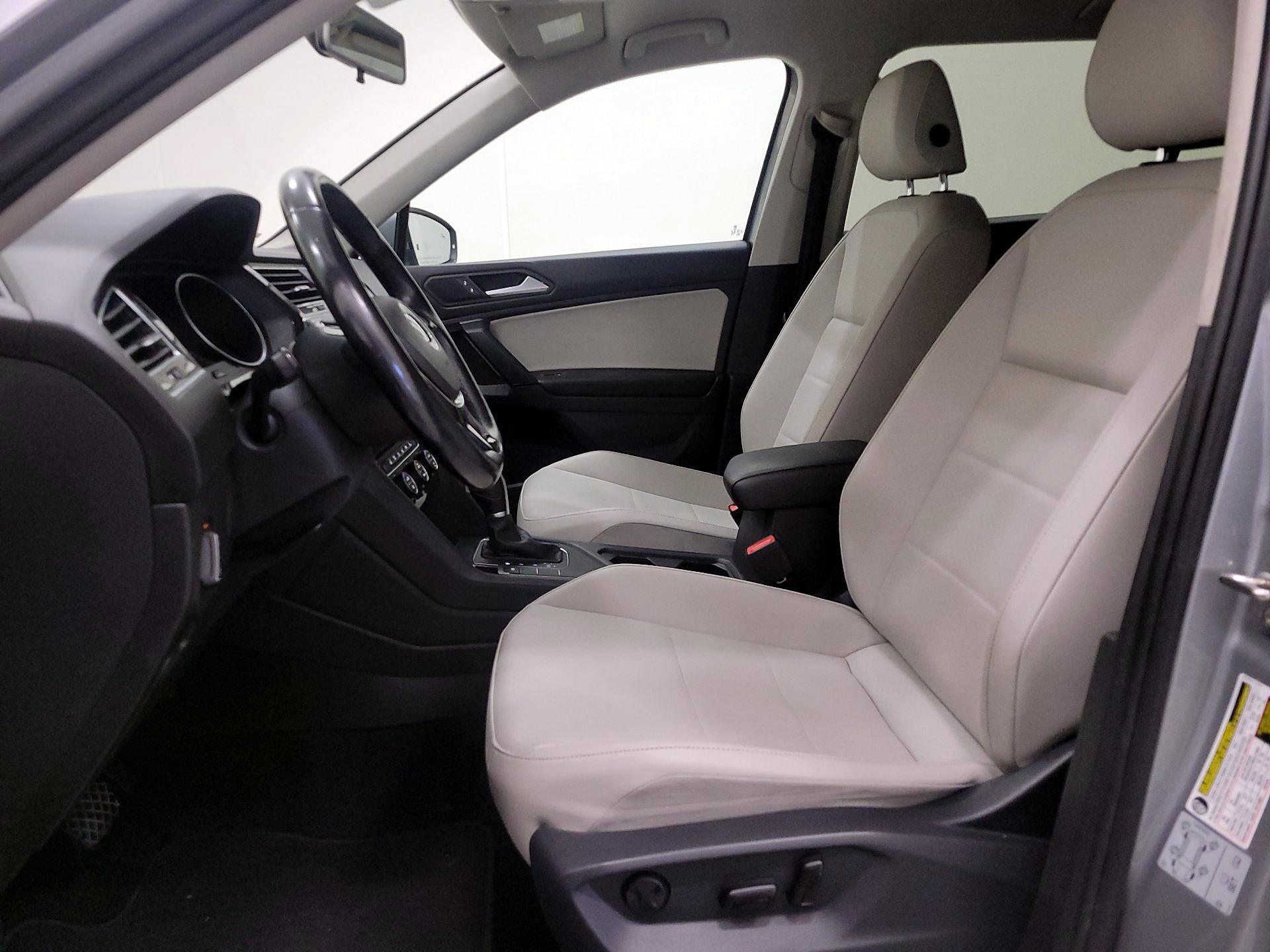 Thumbnail: 2019 Volkswagen Tiguan - 11