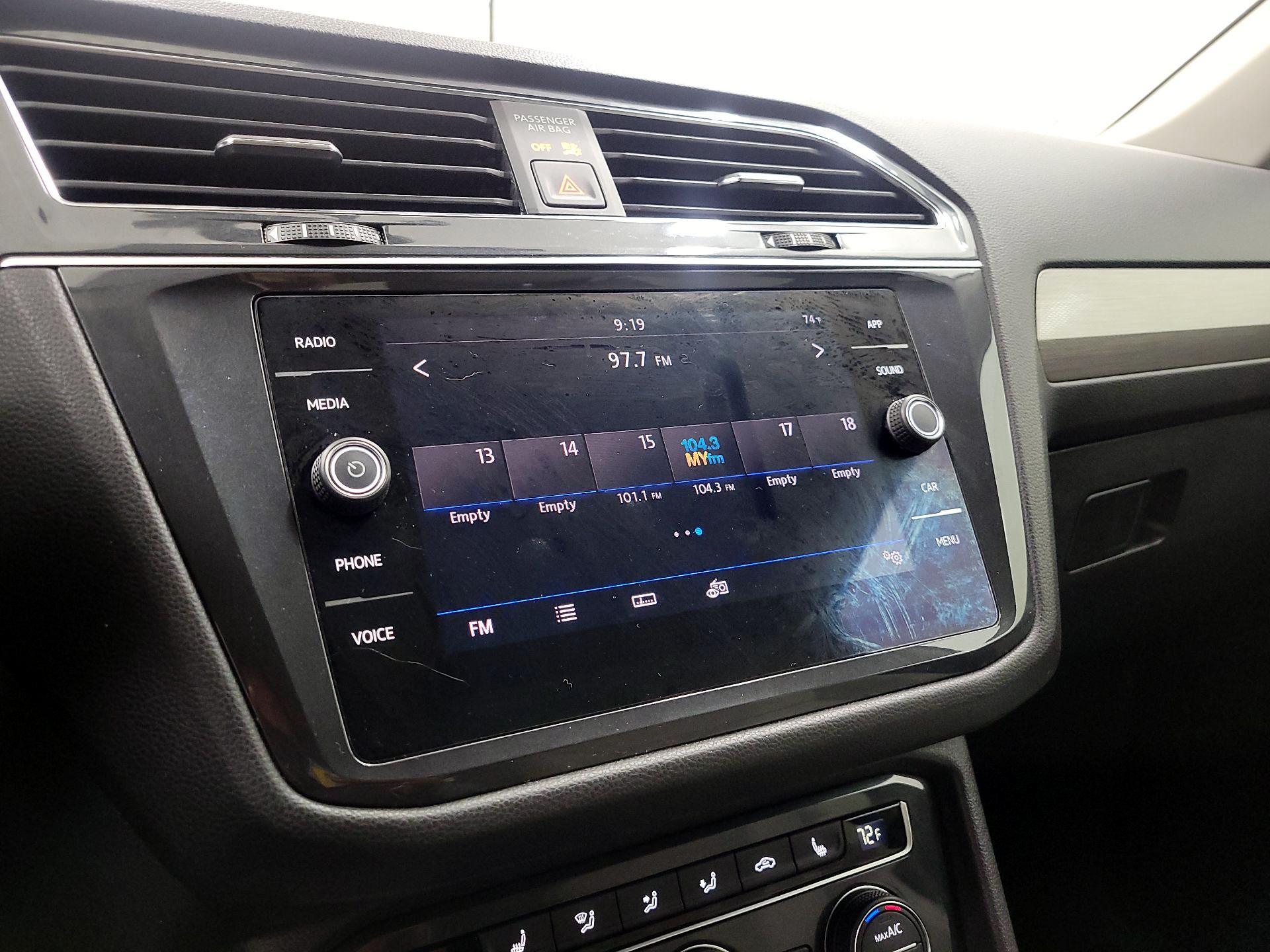 Thumbnail: 2019 Volkswagen Tiguan - 15