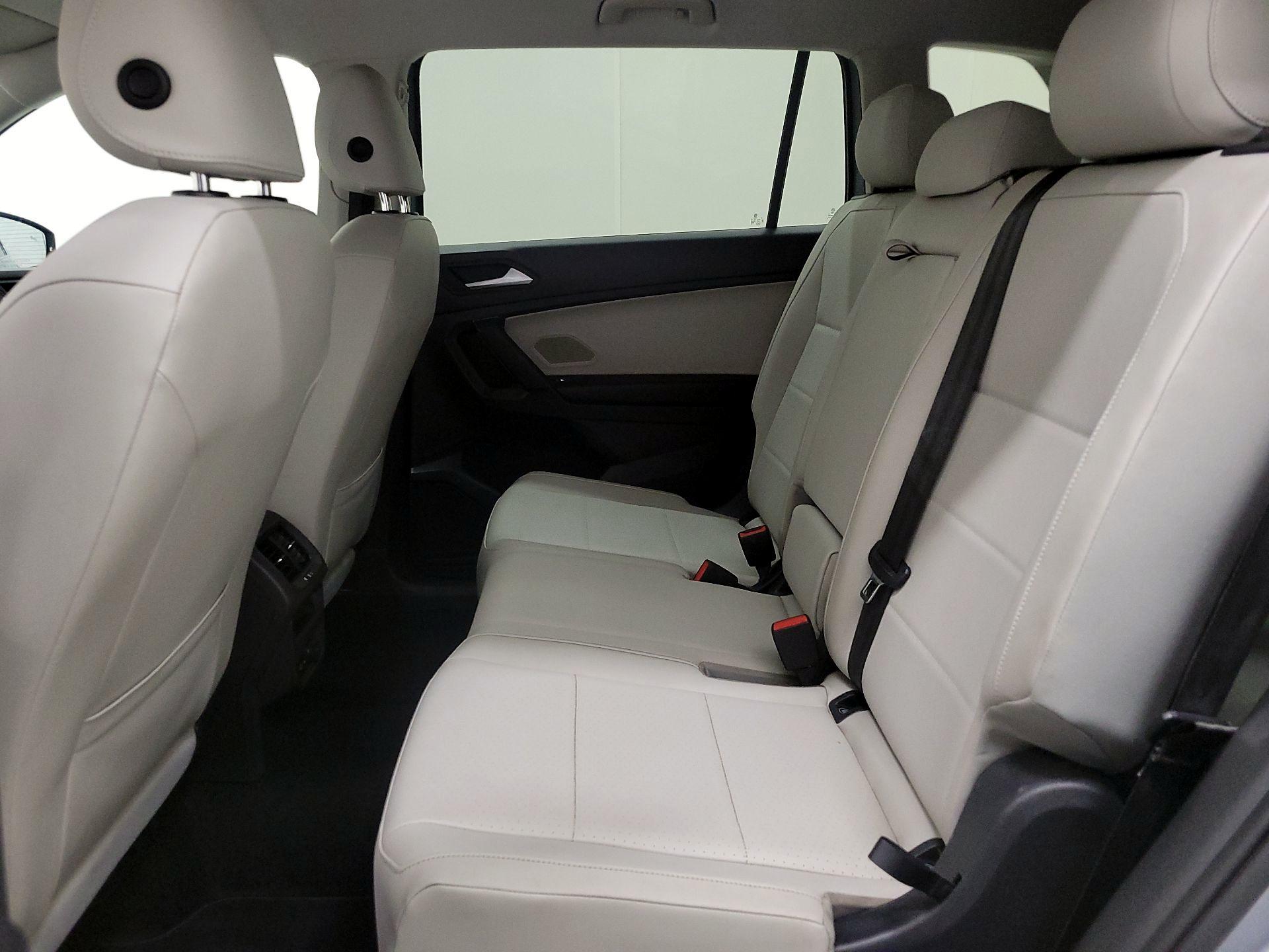 Thumbnail: 2019 Volkswagen Tiguan - 19