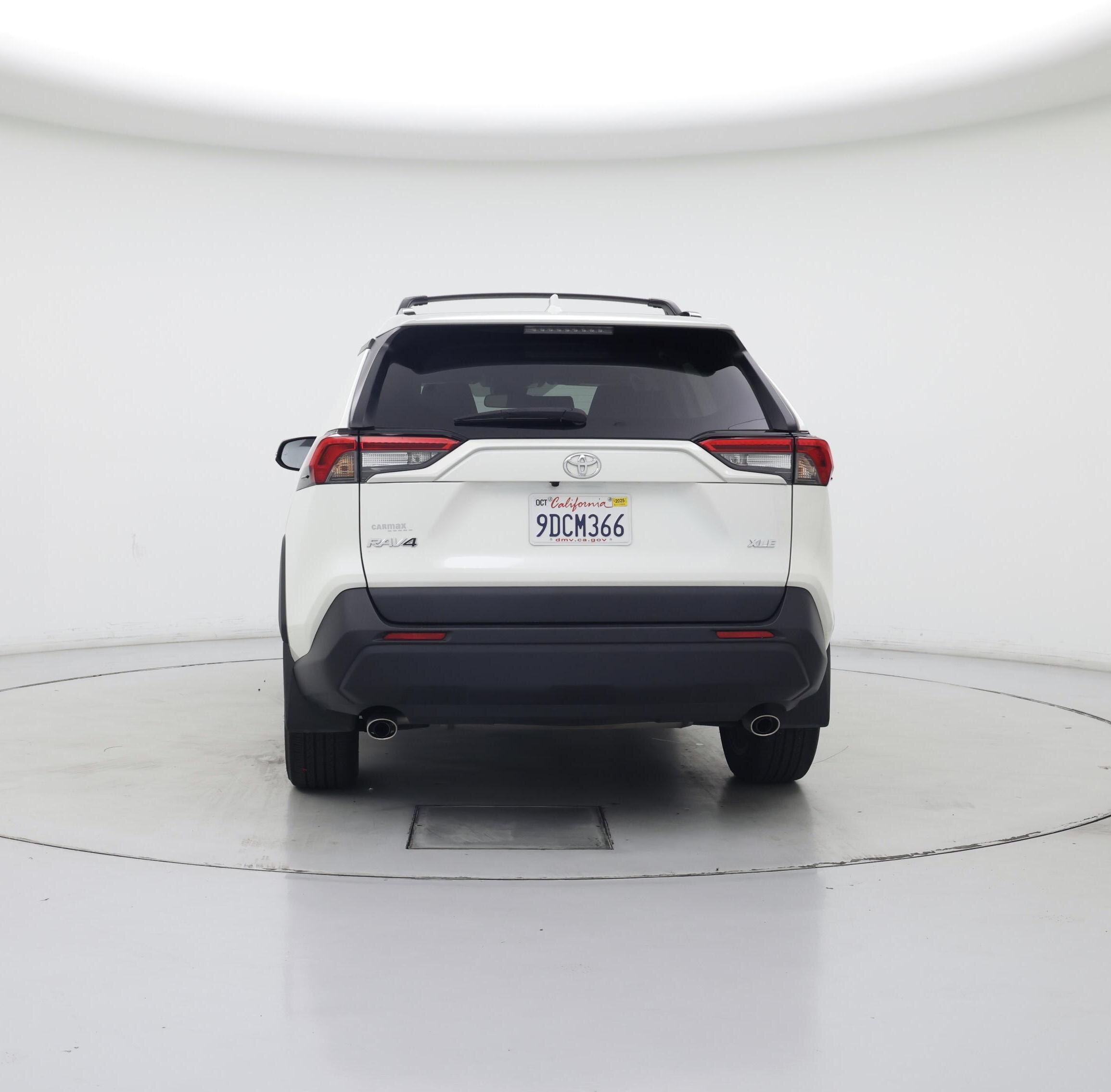Thumbnail: 2022 Toyota RAV4 - 6