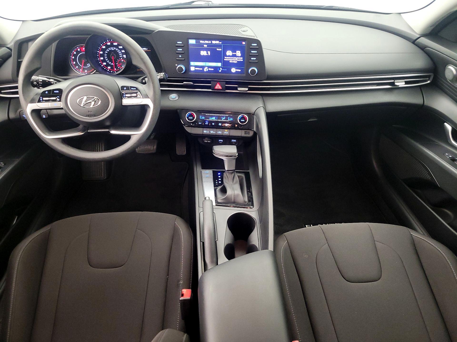 Thumbnail: 2021 Hyundai Elantra - 9