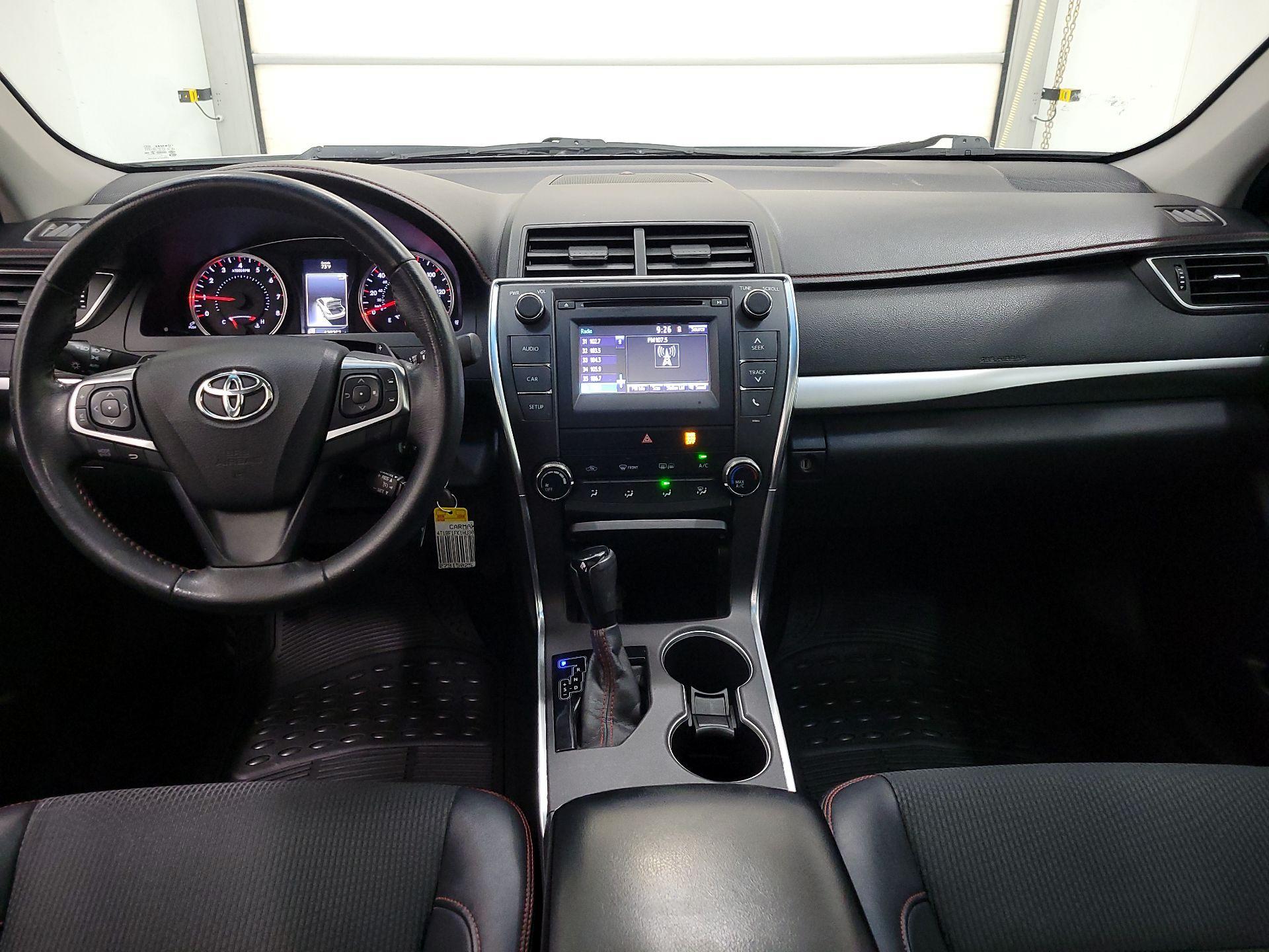 Thumbnail: 2017 Toyota Camry - 9