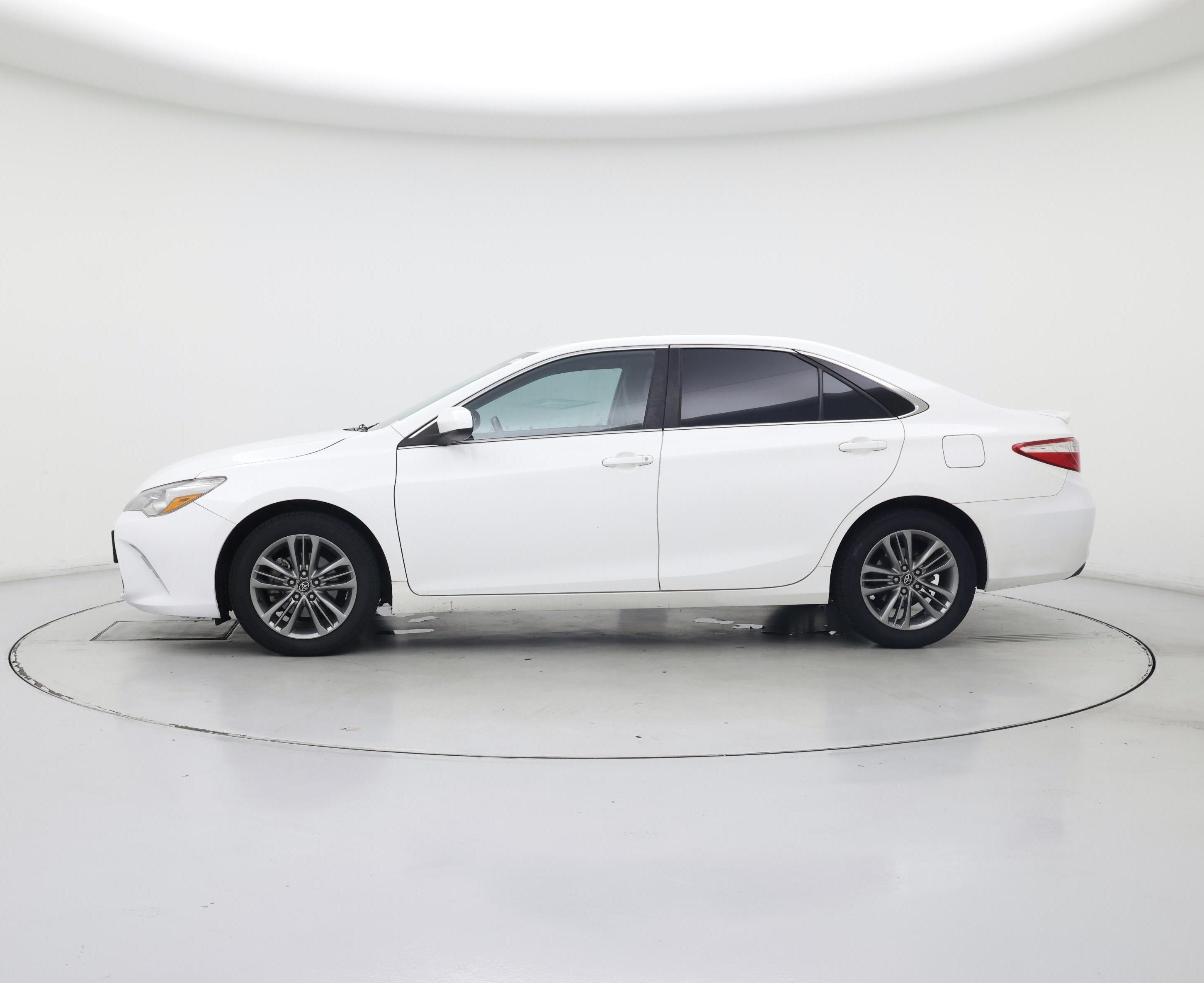 Thumbnail: 2017 Toyota Camry - 3