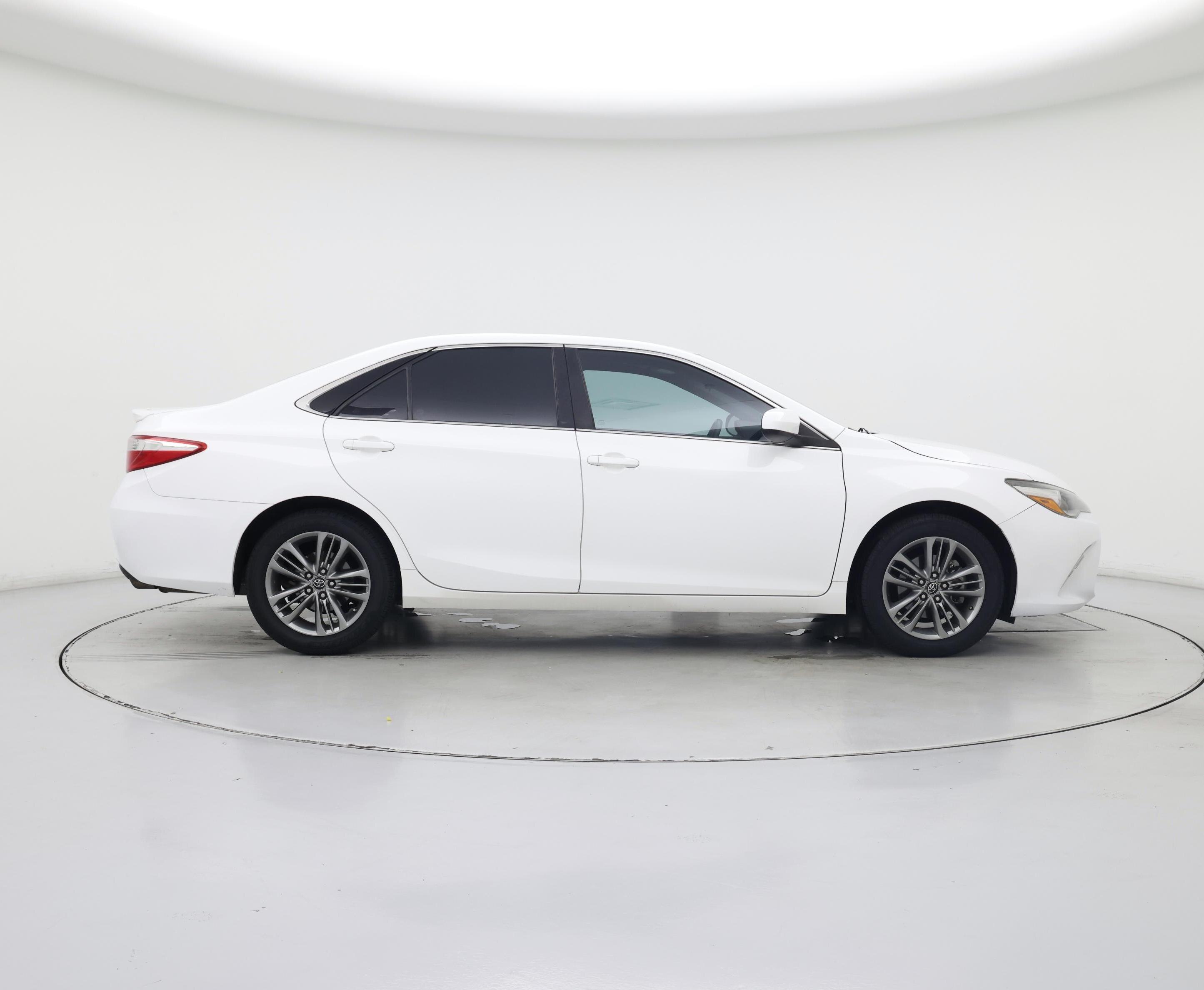 Thumbnail: 2017 Toyota Camry - 7
