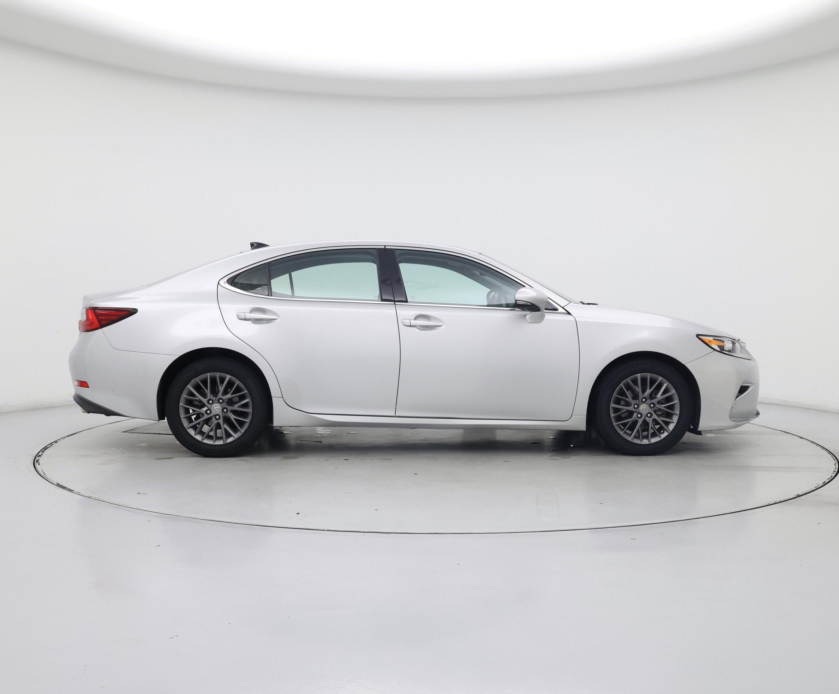 Thumbnail: 2018 Lexus ES - 7