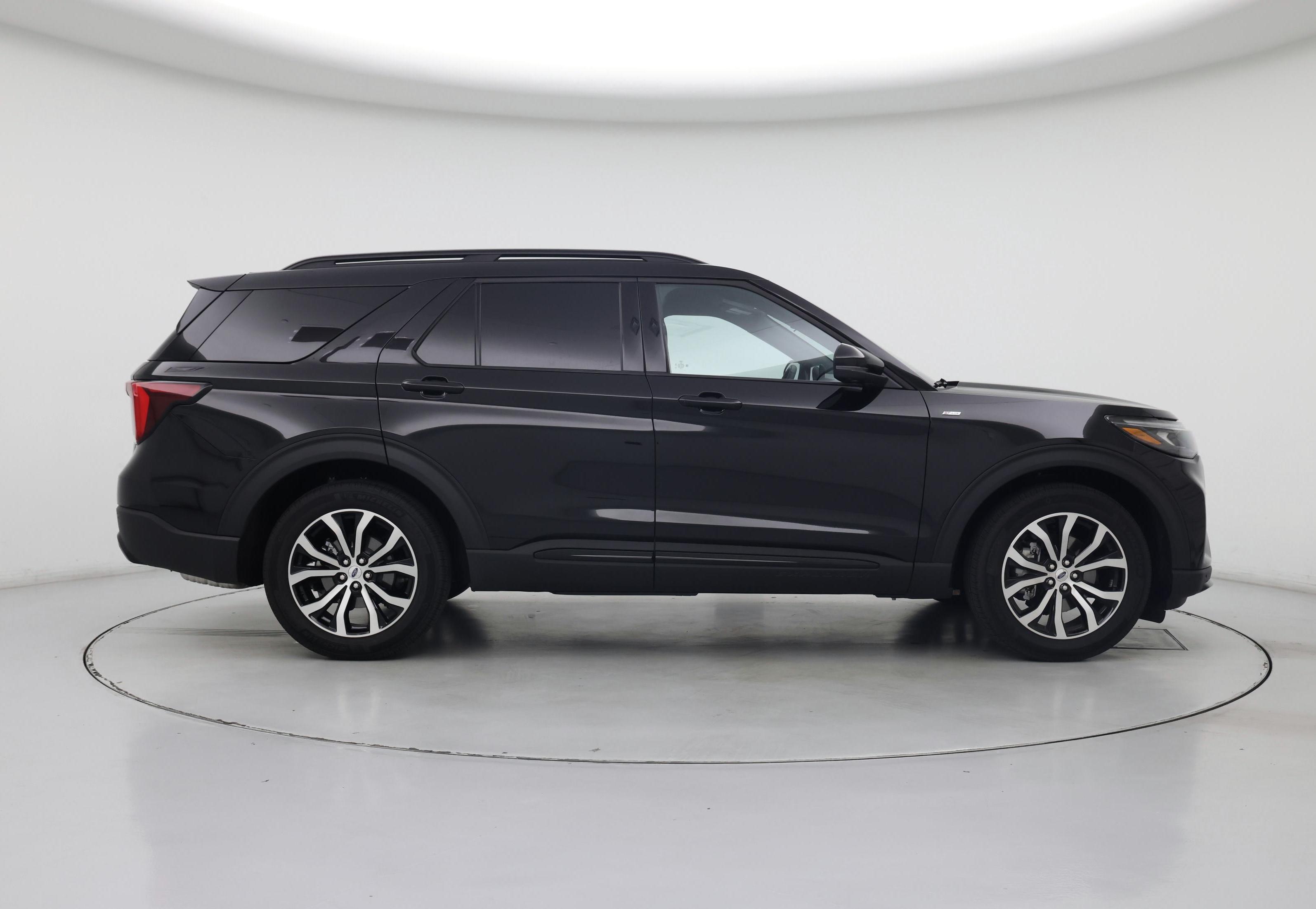 Thumbnail: 2025 Ford Explorer - 7
