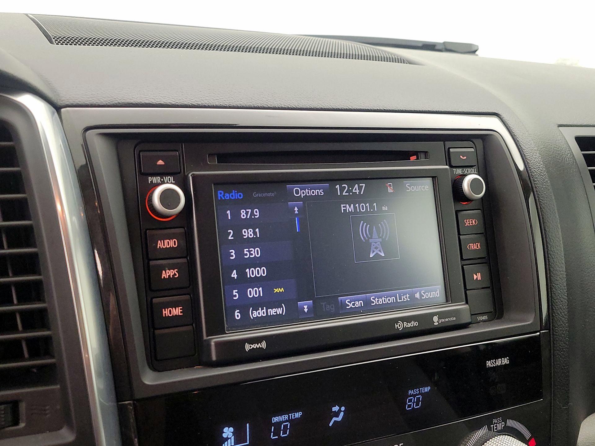 Thumbnail: 2019 Toyota Sequoia - 15