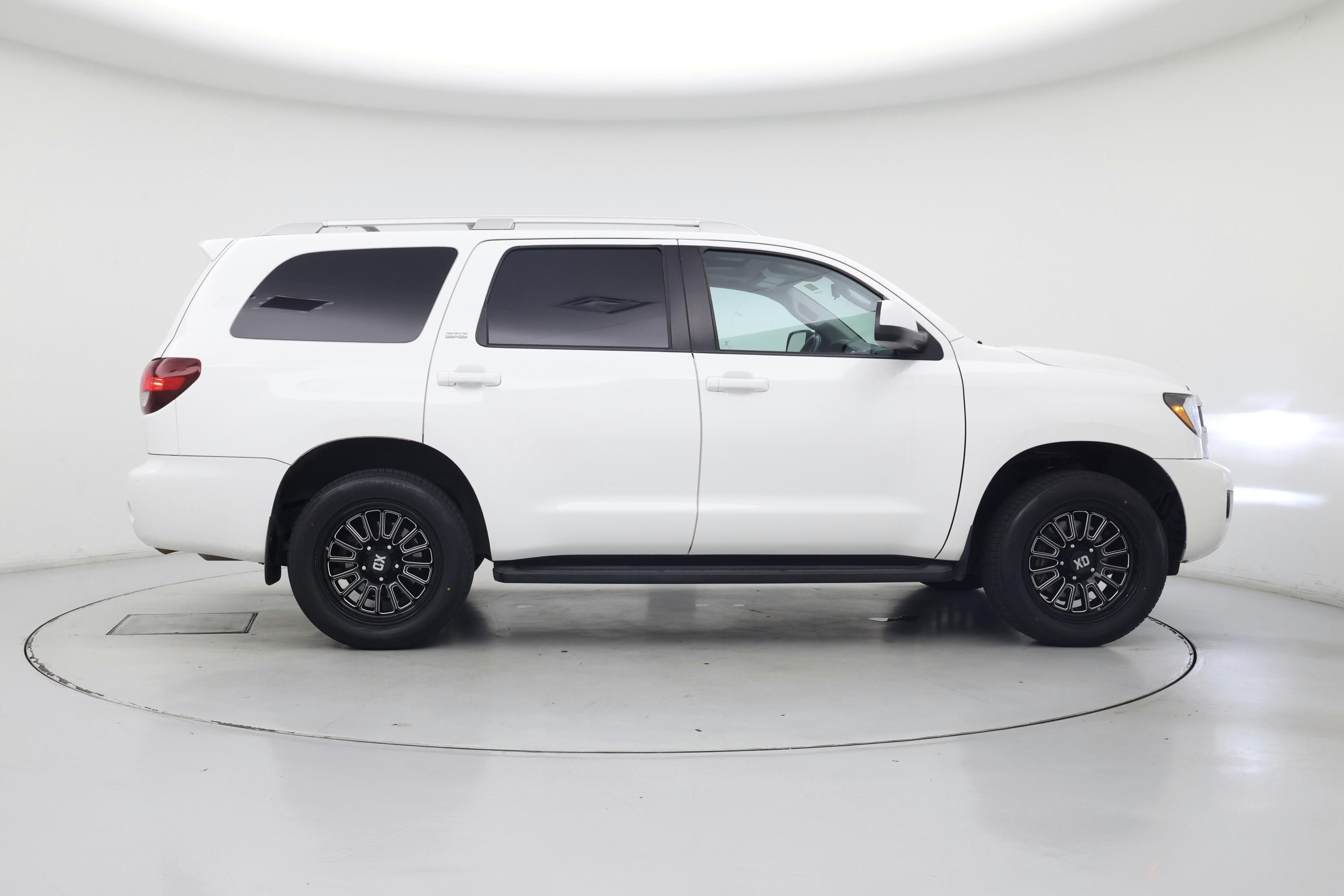 Thumbnail: 2019 Toyota Sequoia - 7