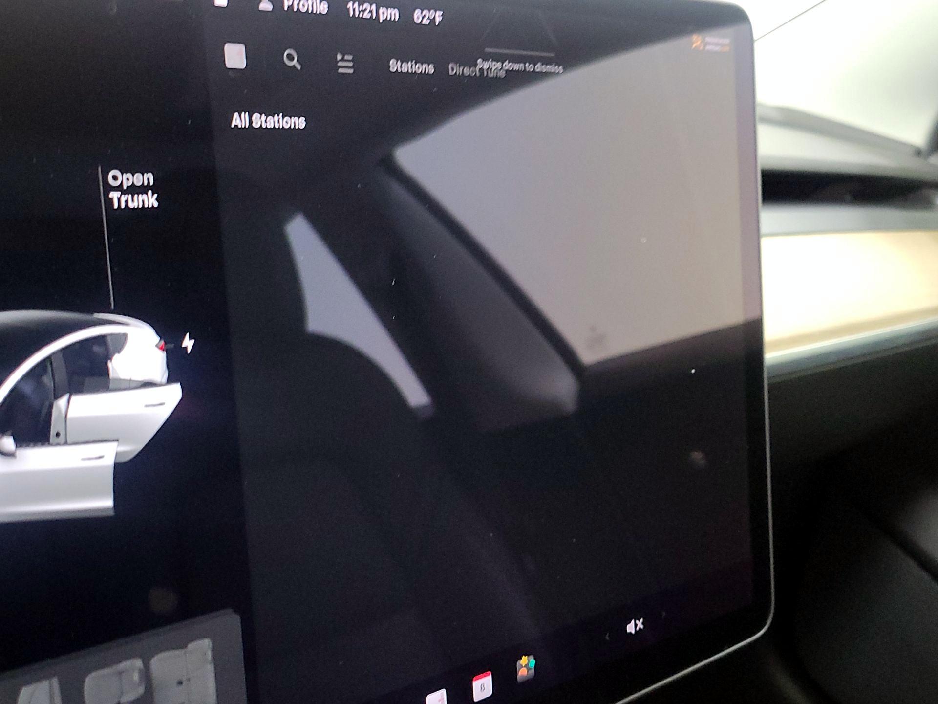 Thumbnail: 2021 Tesla Model 3 - 15