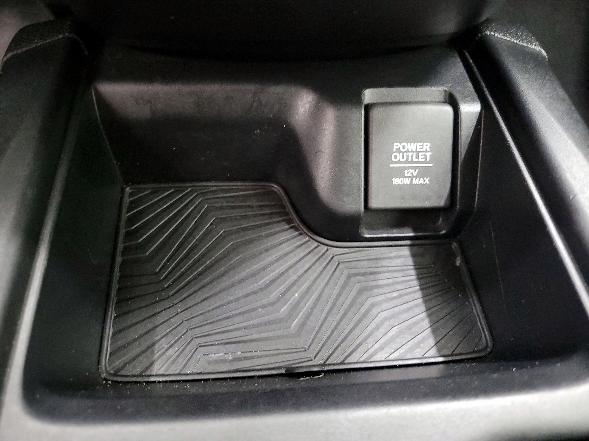 Thumbnail: 2017 Honda CR-V - 18