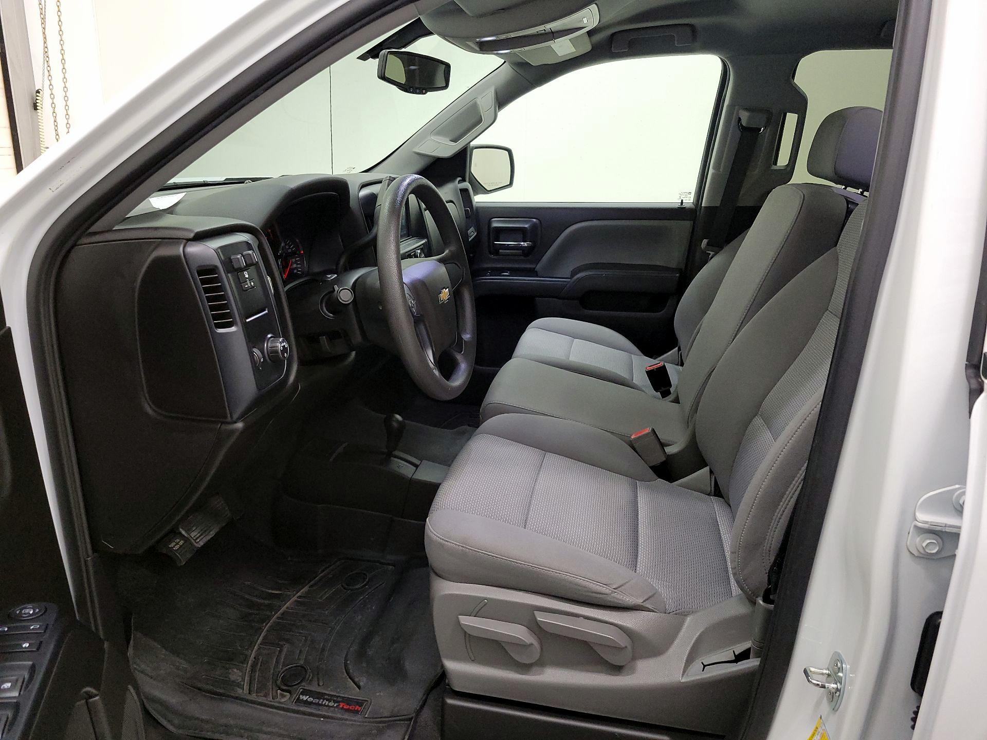Thumbnail: 2018 Chevrolet Silverado 1500 - 11