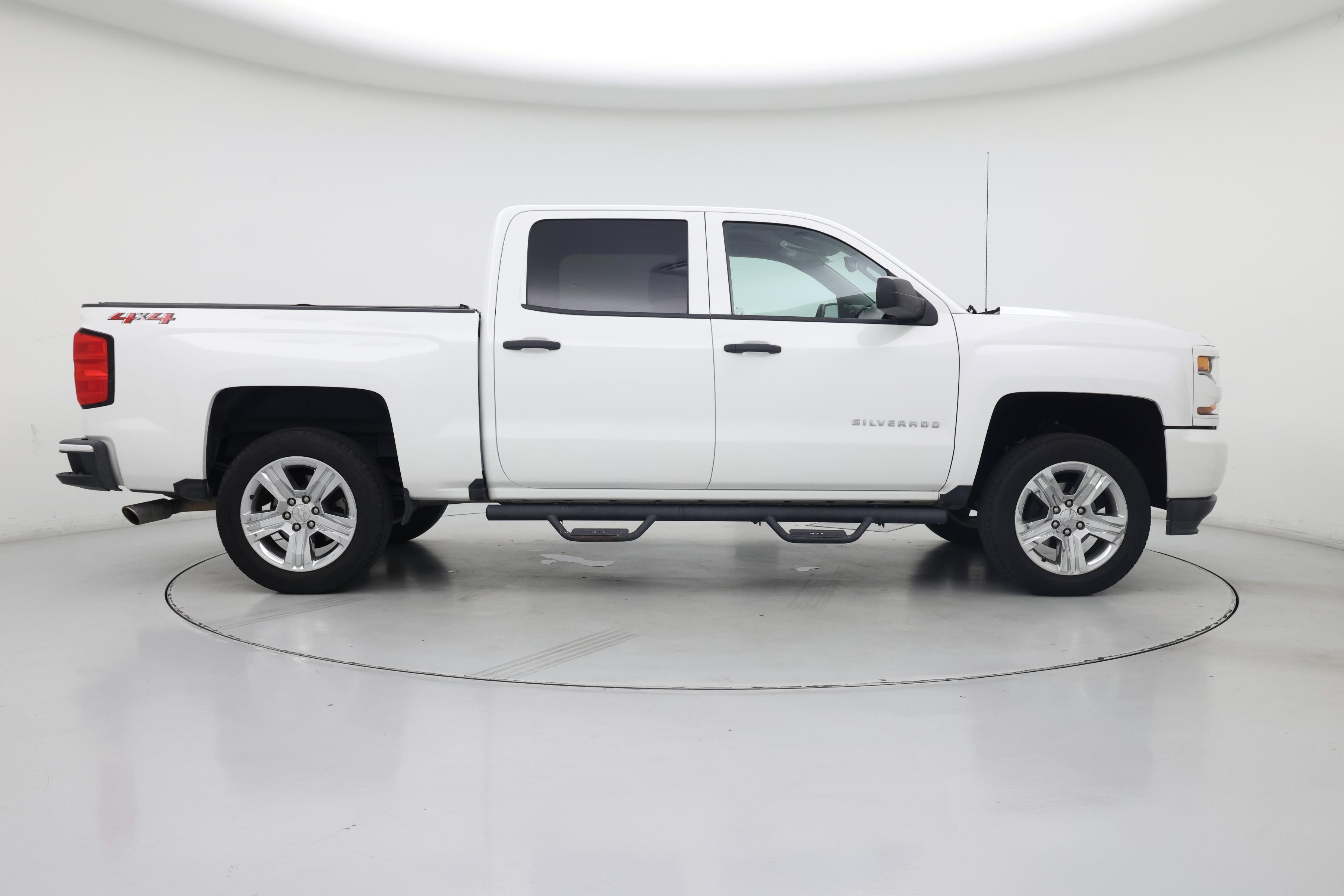 Thumbnail: 2018 Chevrolet Silverado 1500 - 7