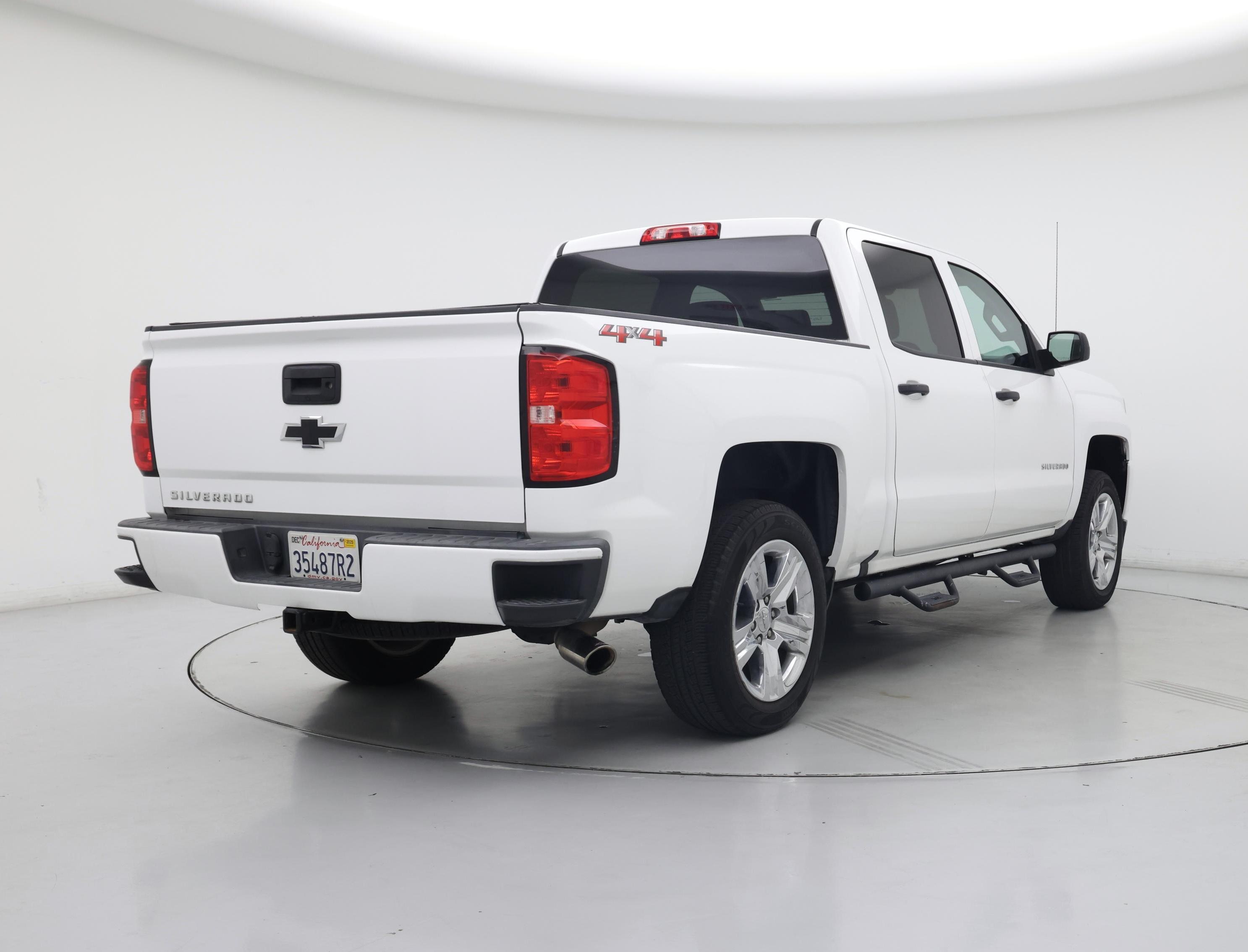 Thumbnail: 2018 Chevrolet Silverado 1500 - 8