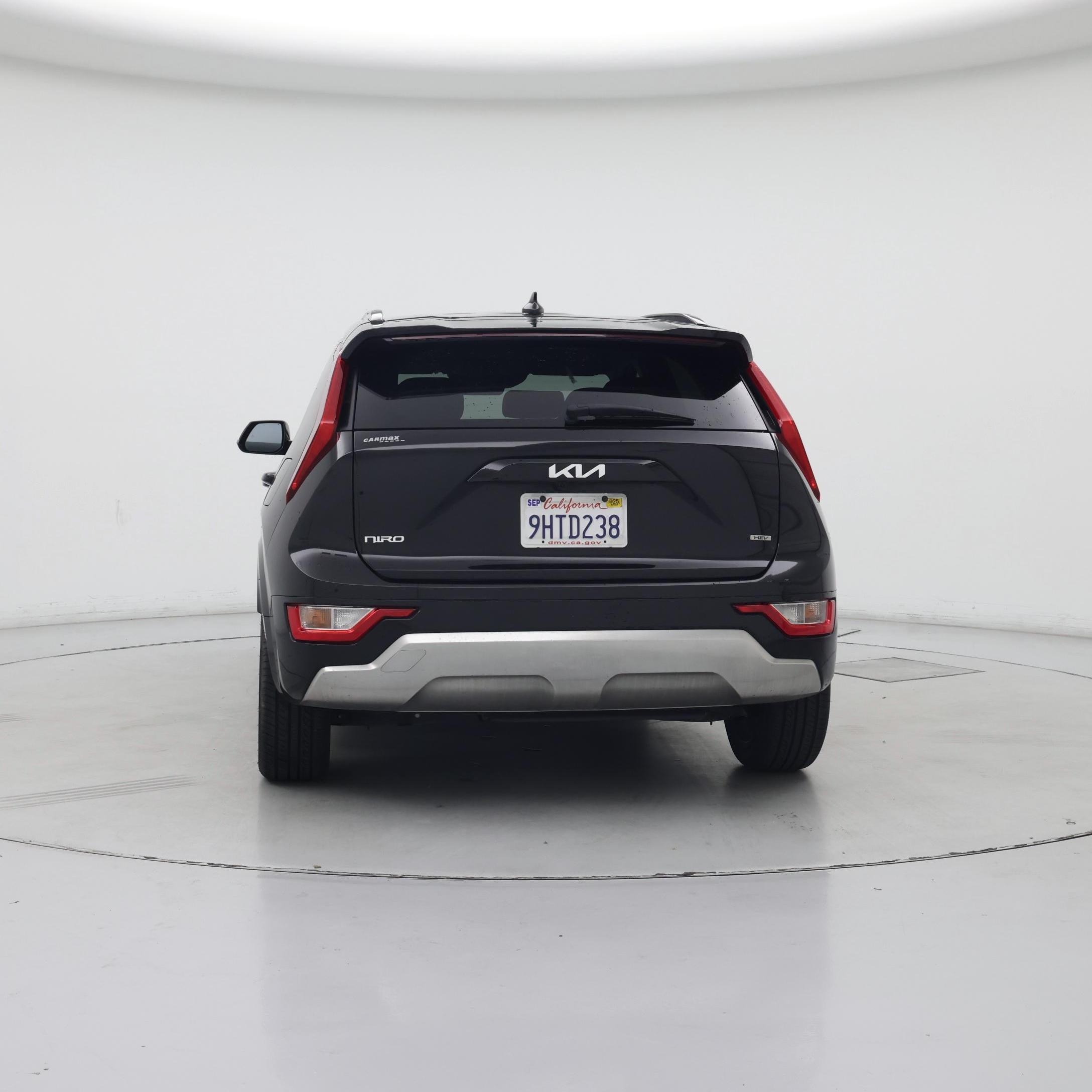 Thumbnail: 2023 Kia Niro - 6