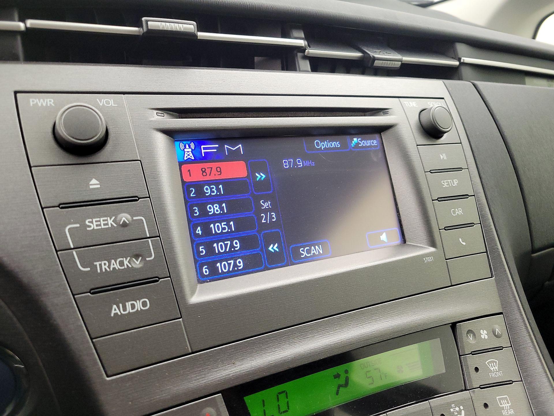 Thumbnail: 2015 Toyota Prius - 15