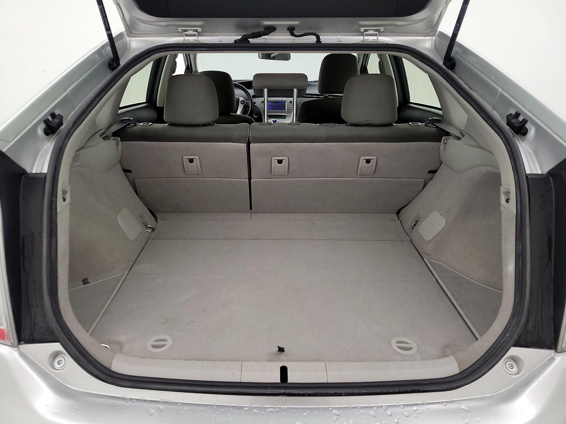 Thumbnail: 2015 Toyota Prius - 20