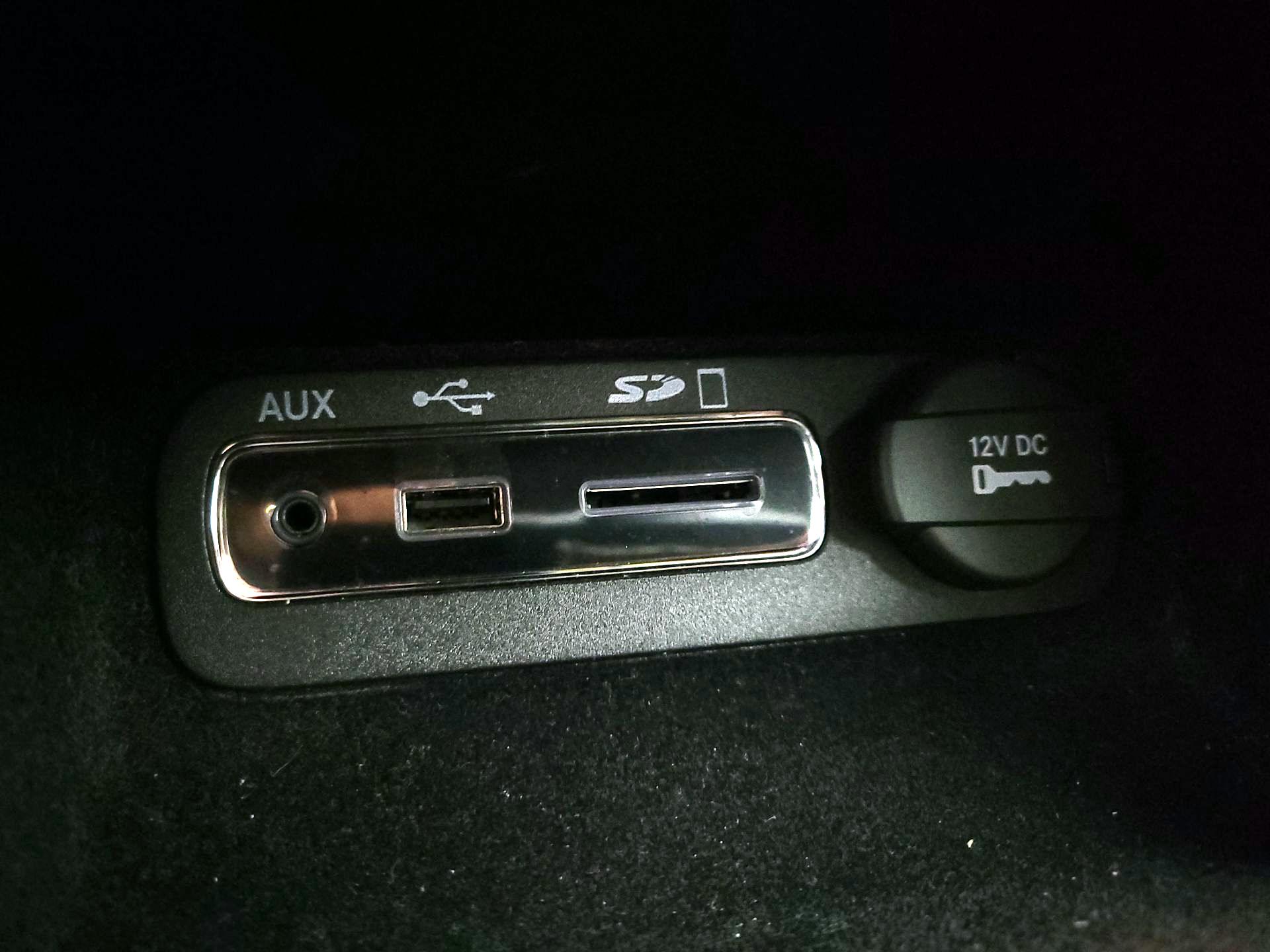 Thumbnail: 2014 Jeep Grand Cherokee - 19