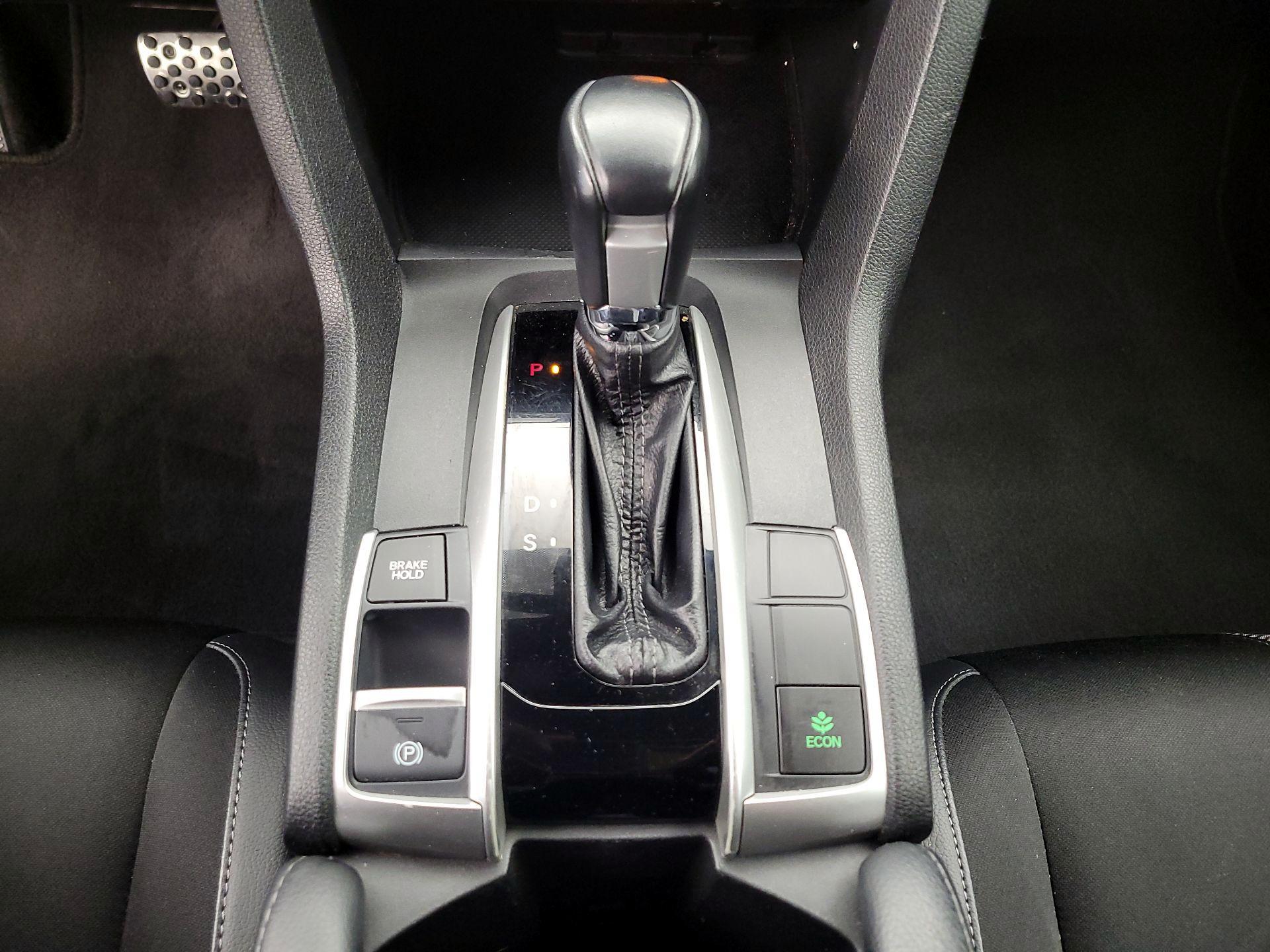 Thumbnail: 2019 Honda Civic - 17