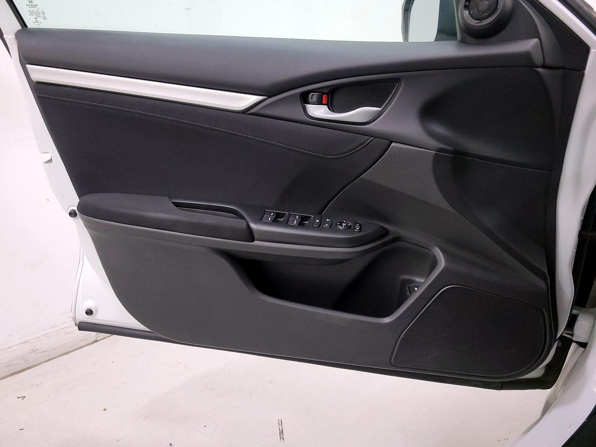 Thumbnail: 2020 Honda Civic - 12
