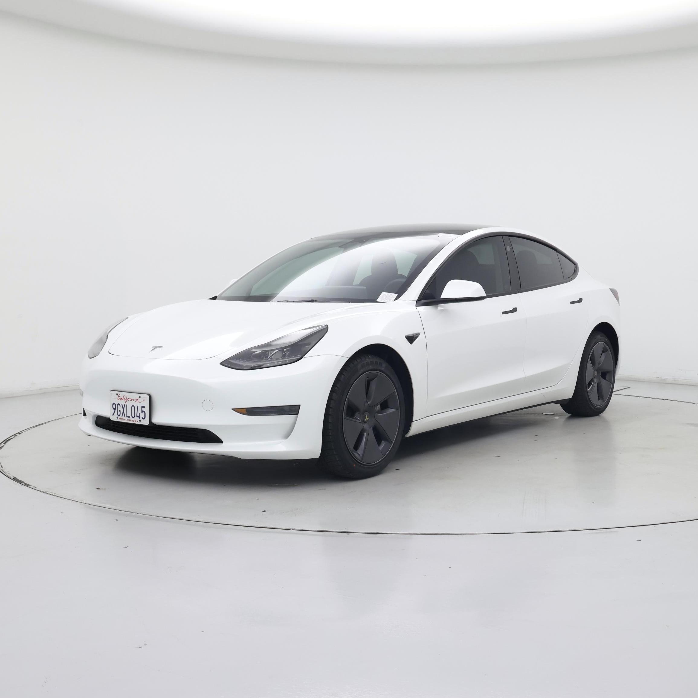 Thumbnail: 2023 Tesla Model 3 - 4
