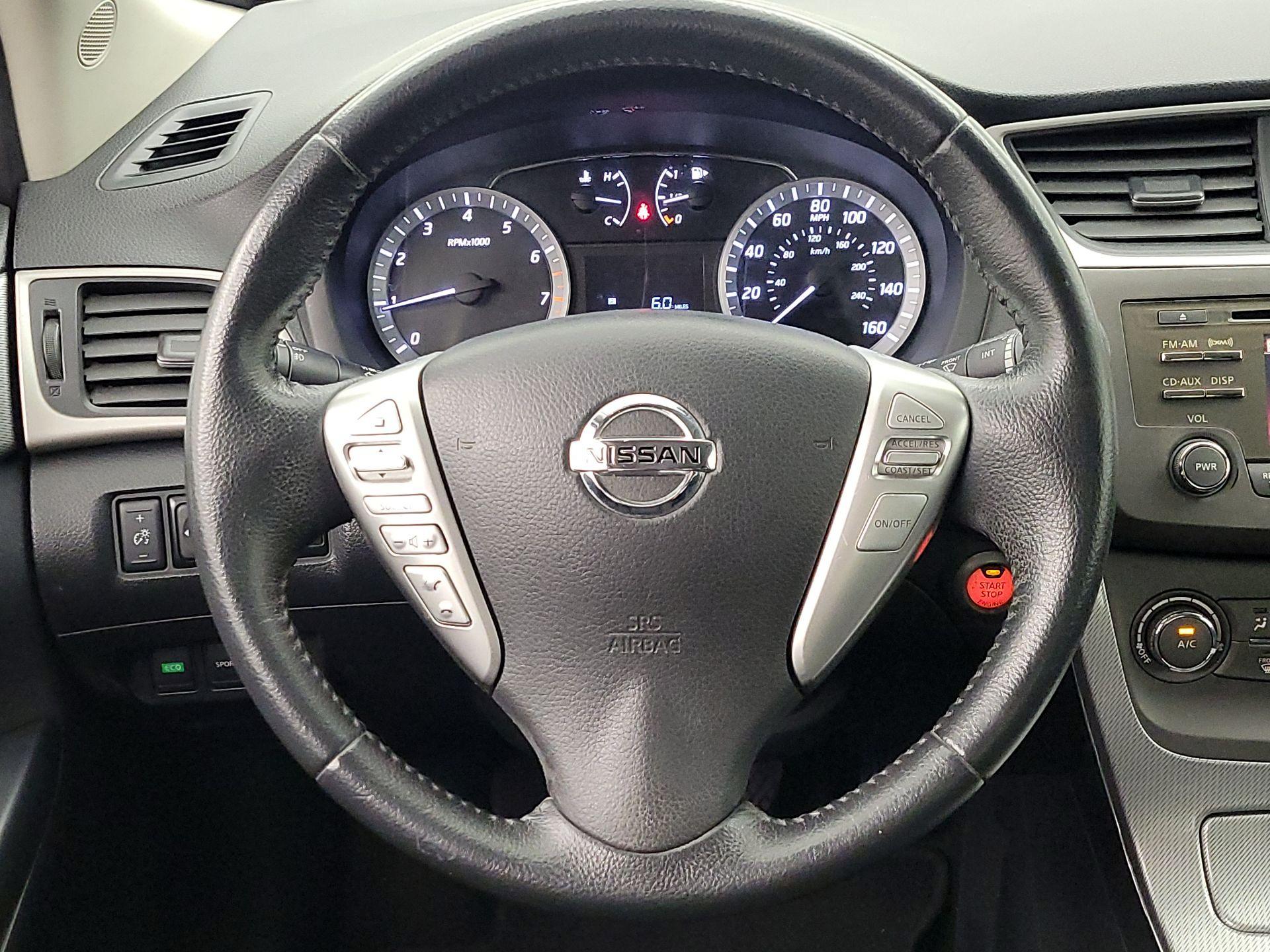 Thumbnail: 2014 Nissan Sentra - 10