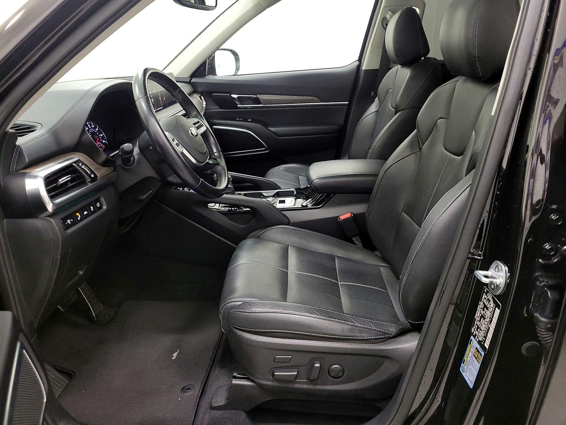 Thumbnail: 2020 Kia Telluride - 11