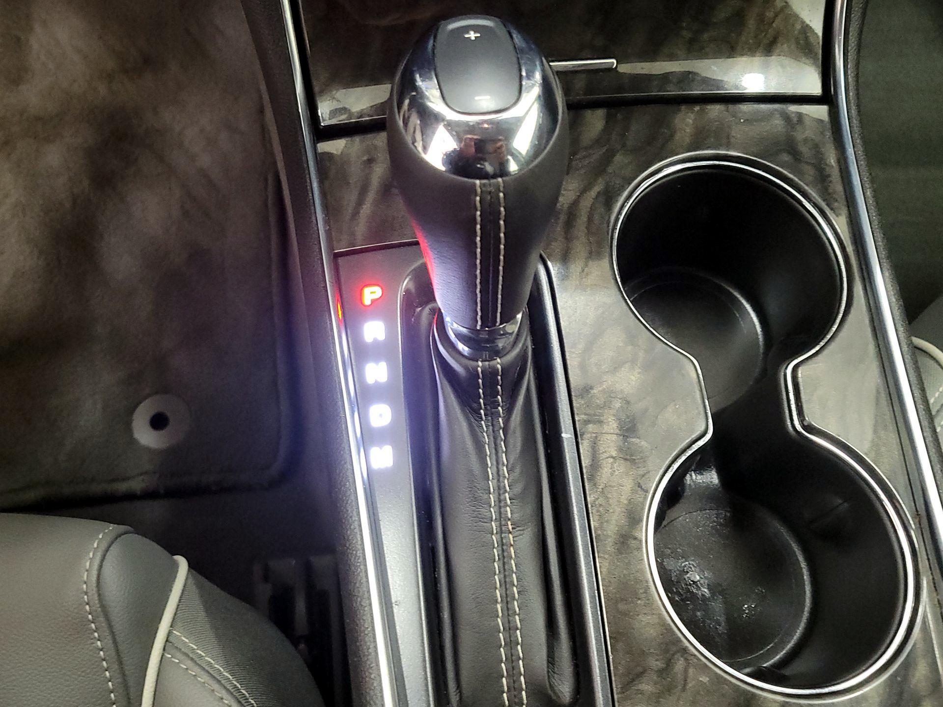 Thumbnail: 2015 Chevrolet Impala - 17