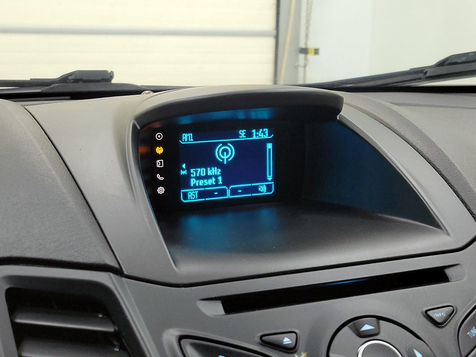 Thumbnail: 2016 Ford Fiesta - 14