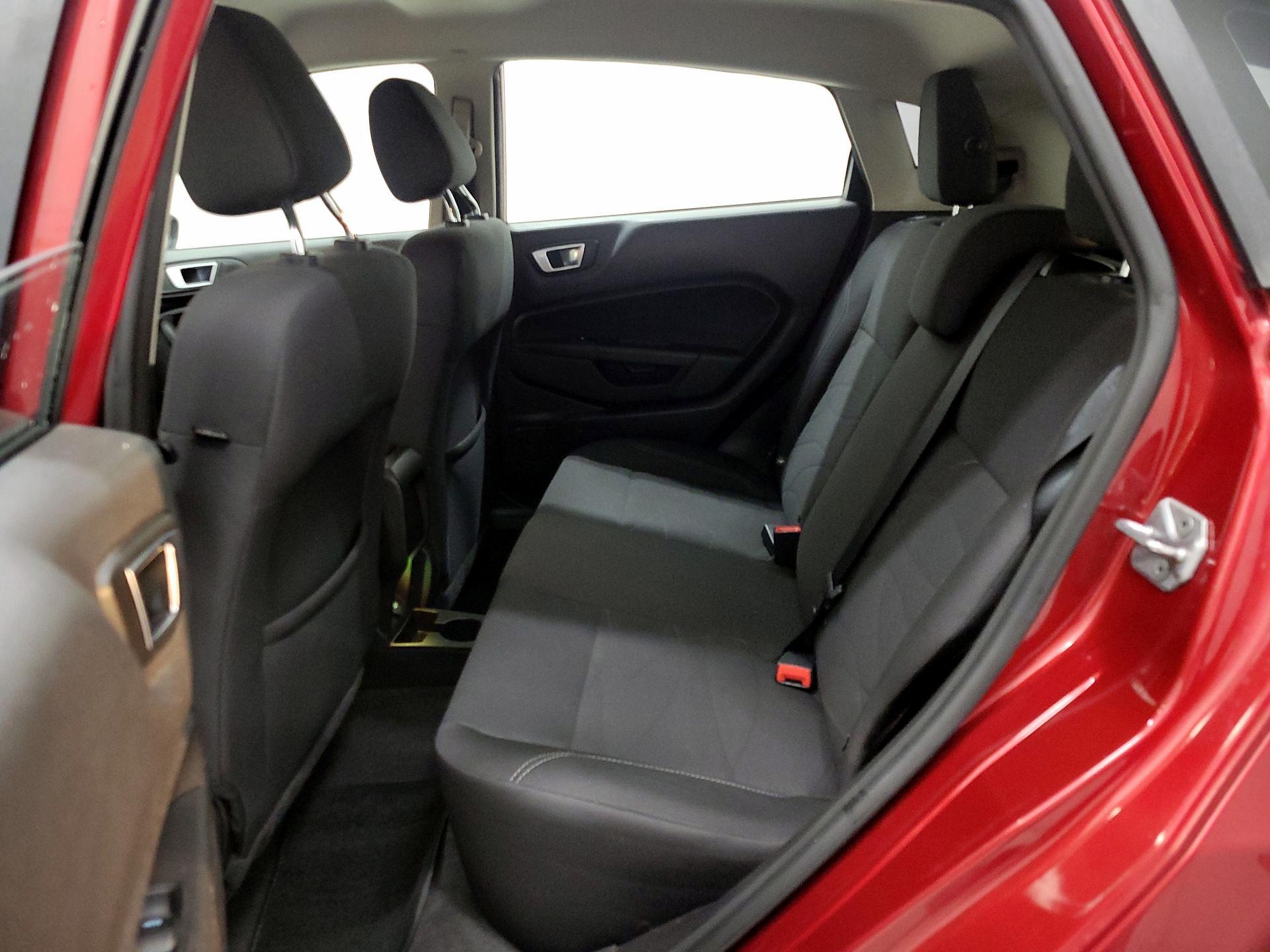 Thumbnail: 2016 Ford Fiesta - 17