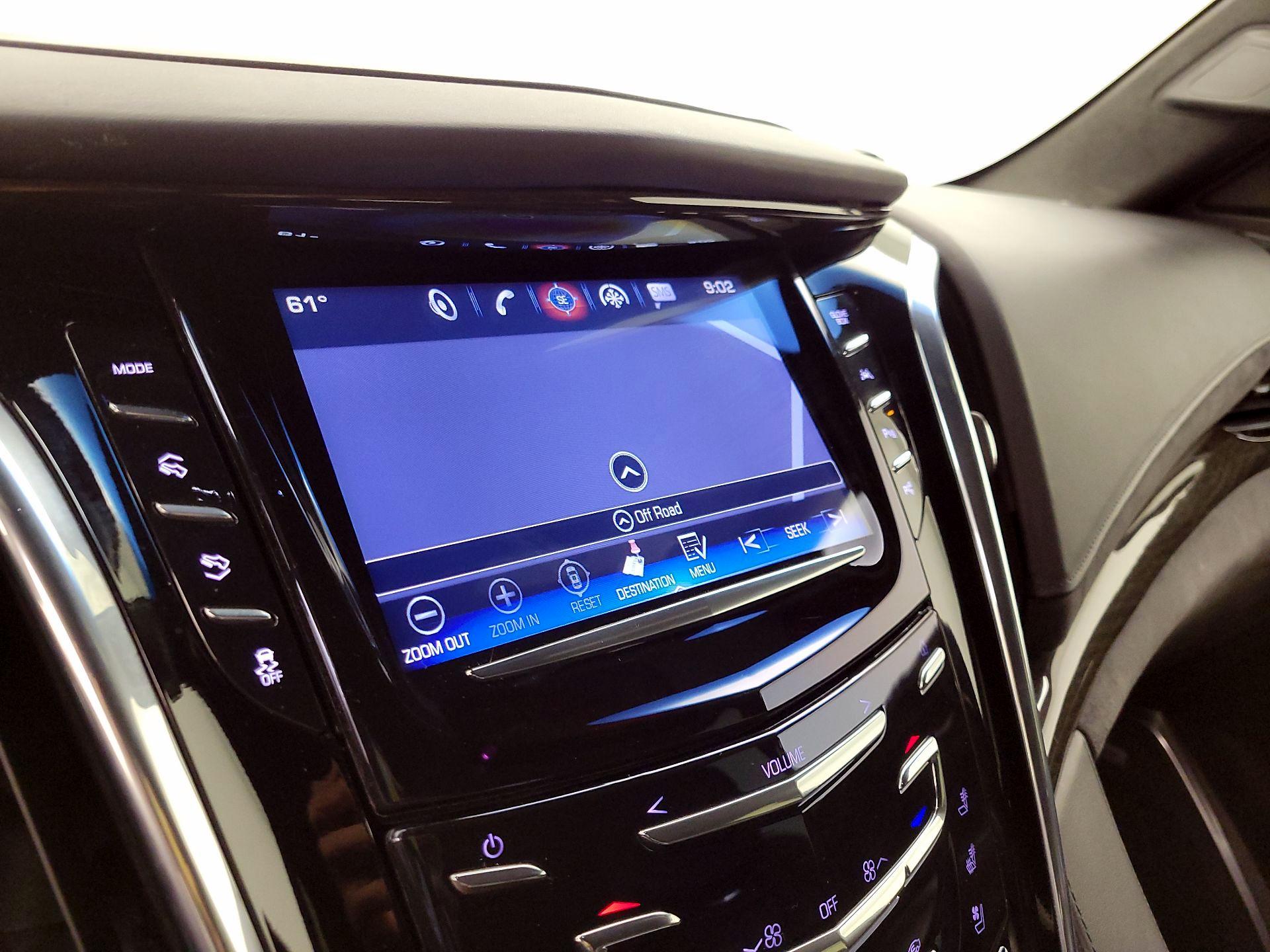 Thumbnail: 2018 Cadillac Escalade - 14