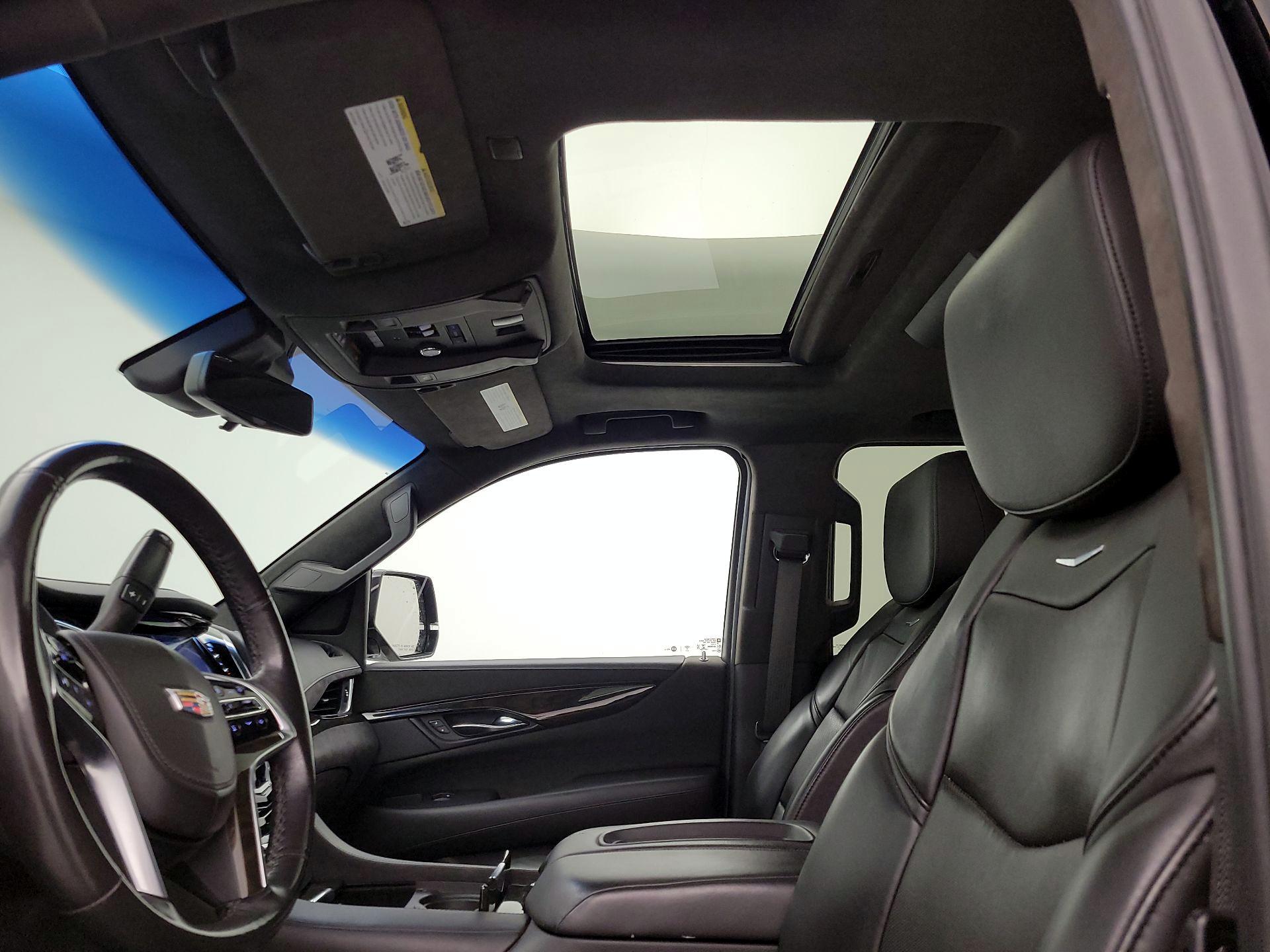 Thumbnail: 2018 Cadillac Escalade - 20