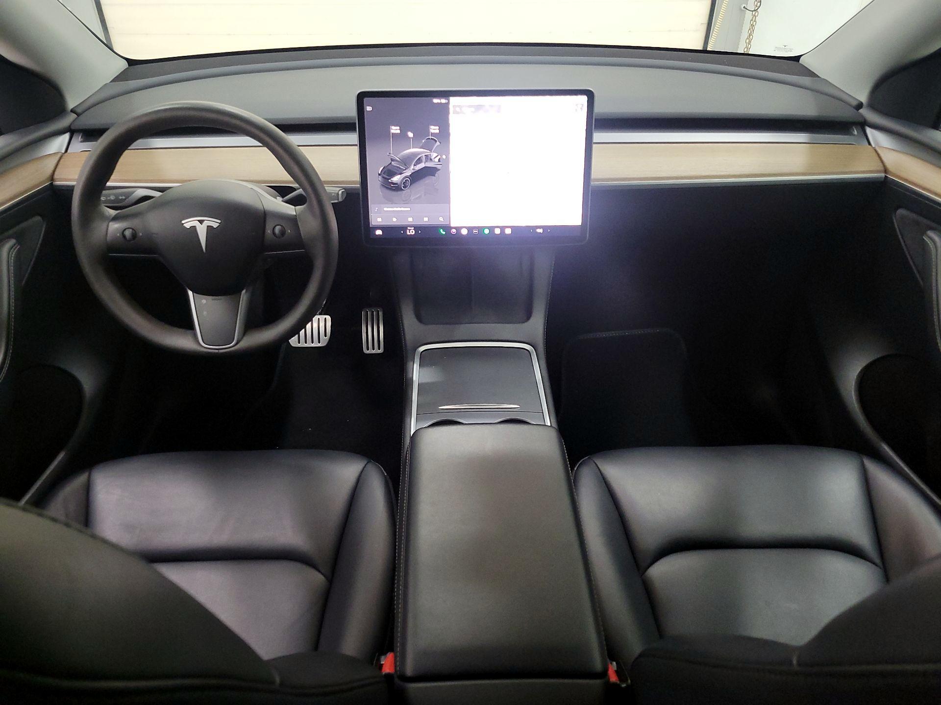 Thumbnail: 2023 Tesla Model Y - 9