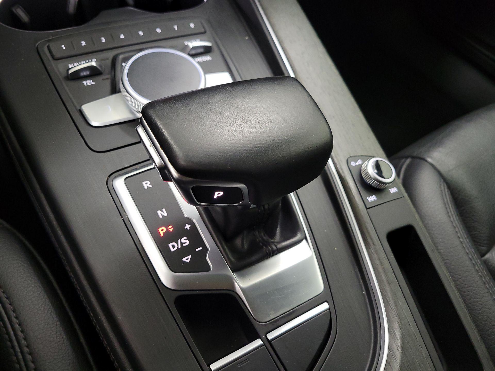 Thumbnail: 2019 Audi A4 - 18