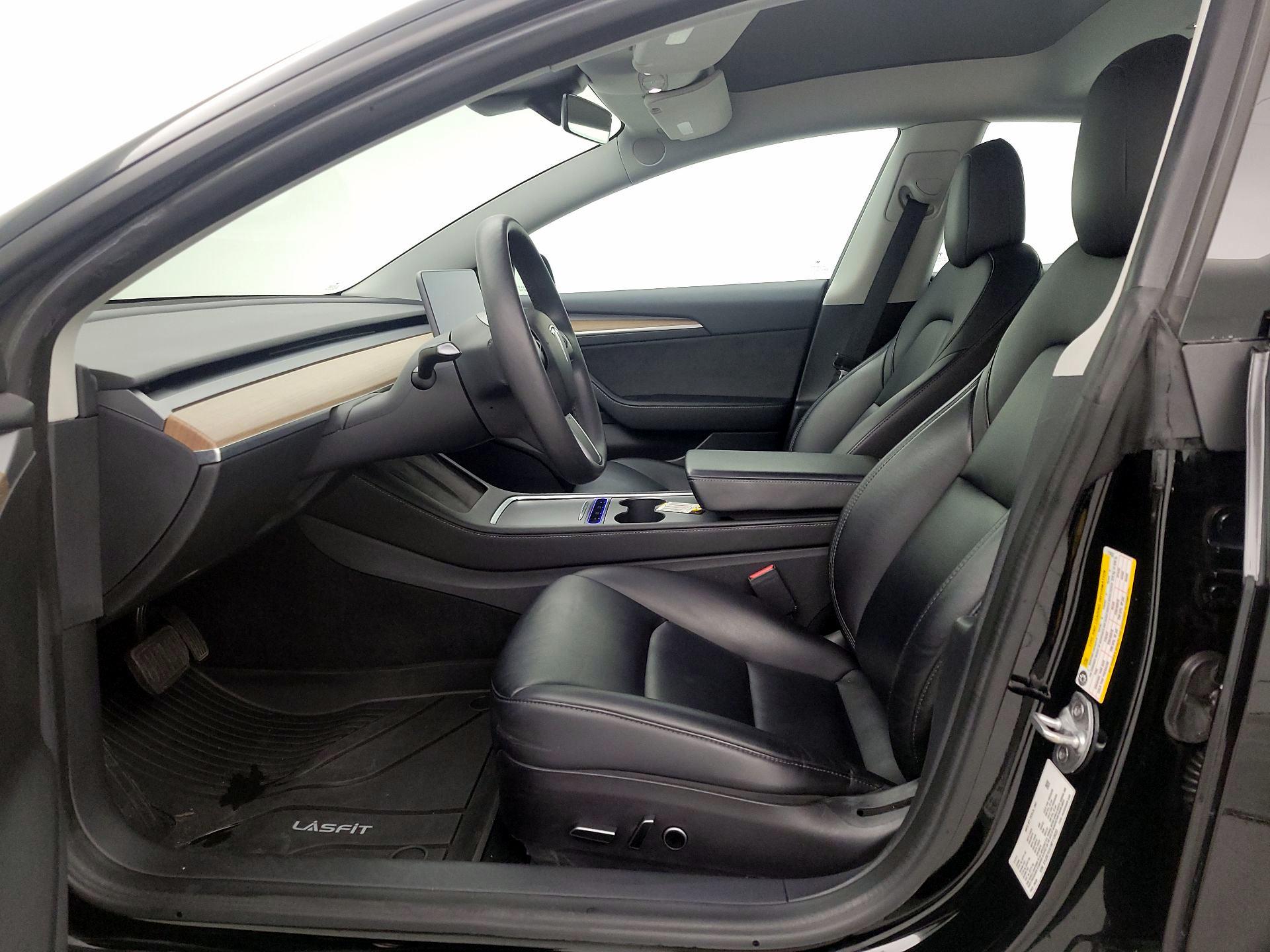 Thumbnail: 2022 Tesla Model 3 - 11