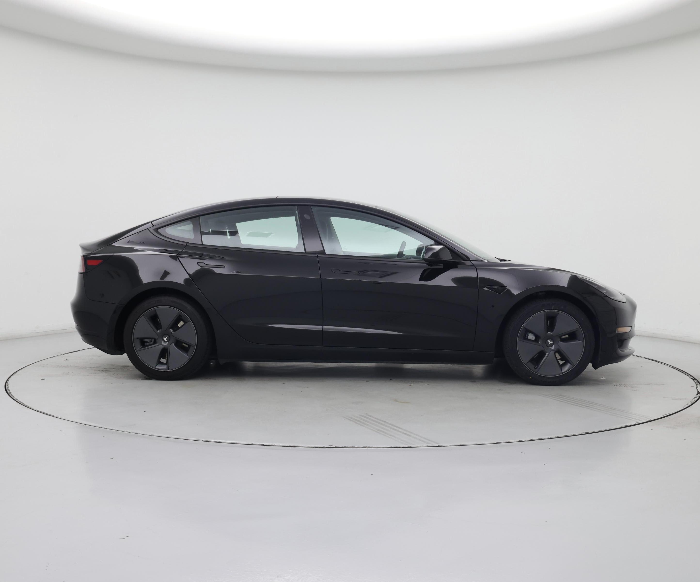 Thumbnail: 2022 Tesla Model 3 - 7