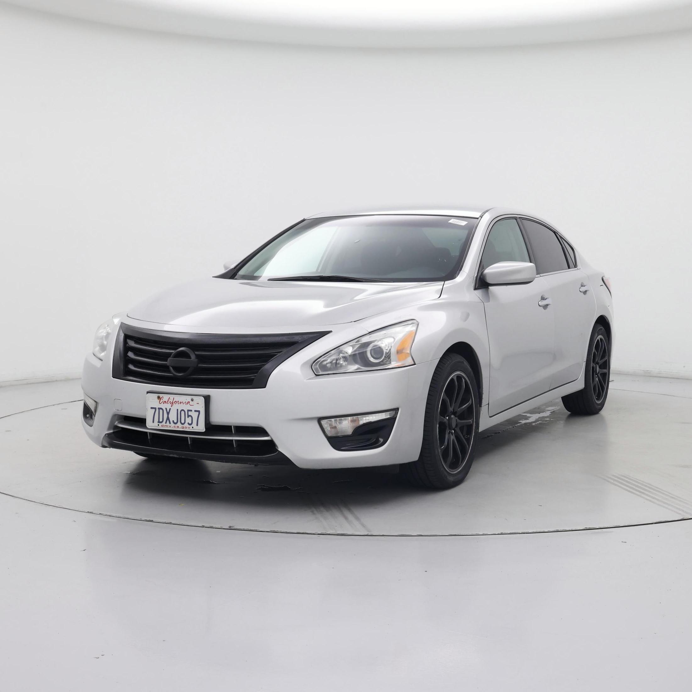 Thumbnail: 2014 Nissan Altima - 4