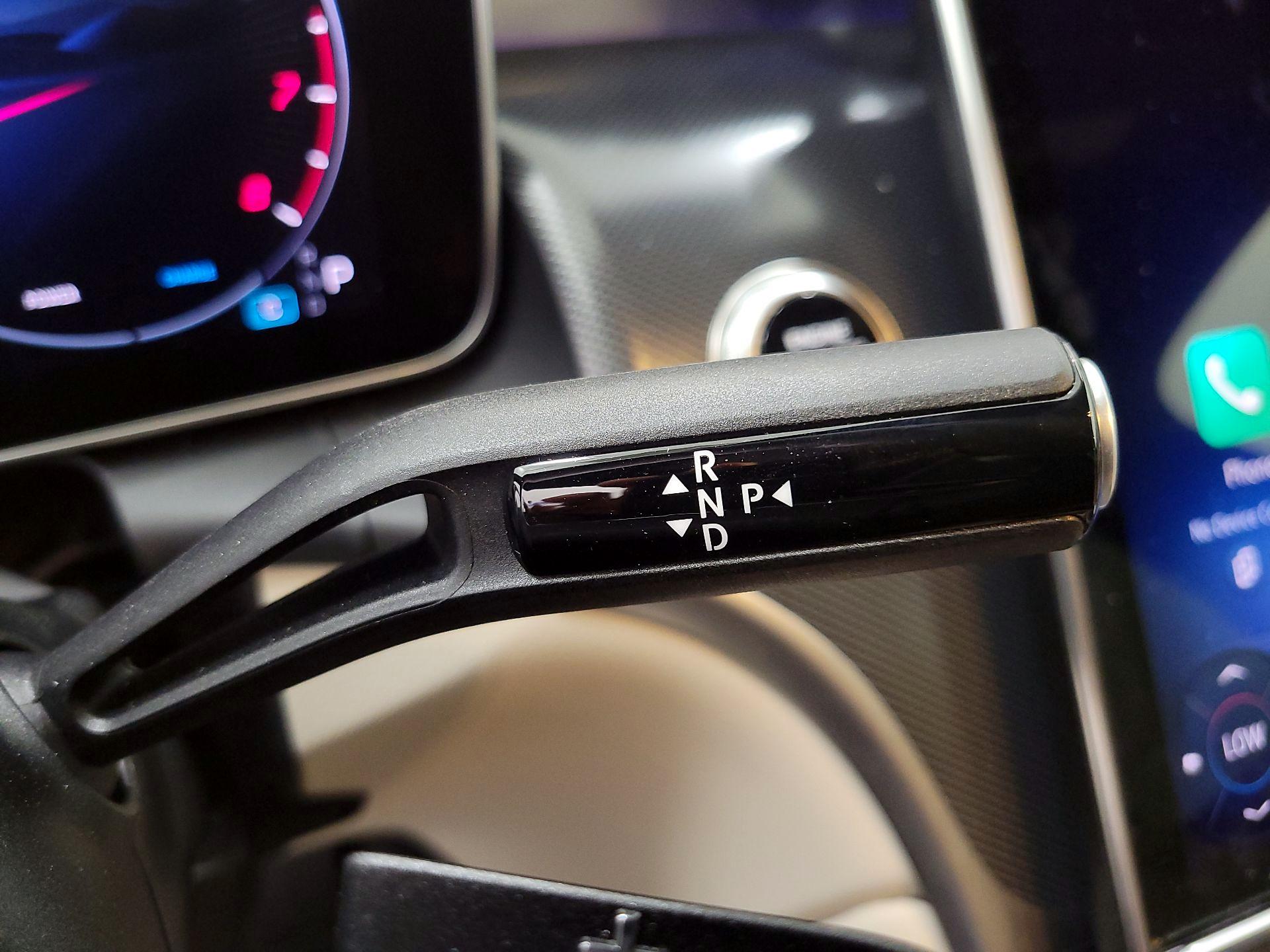 Thumbnail: 2025 Mercedes-Benz GLC - 18