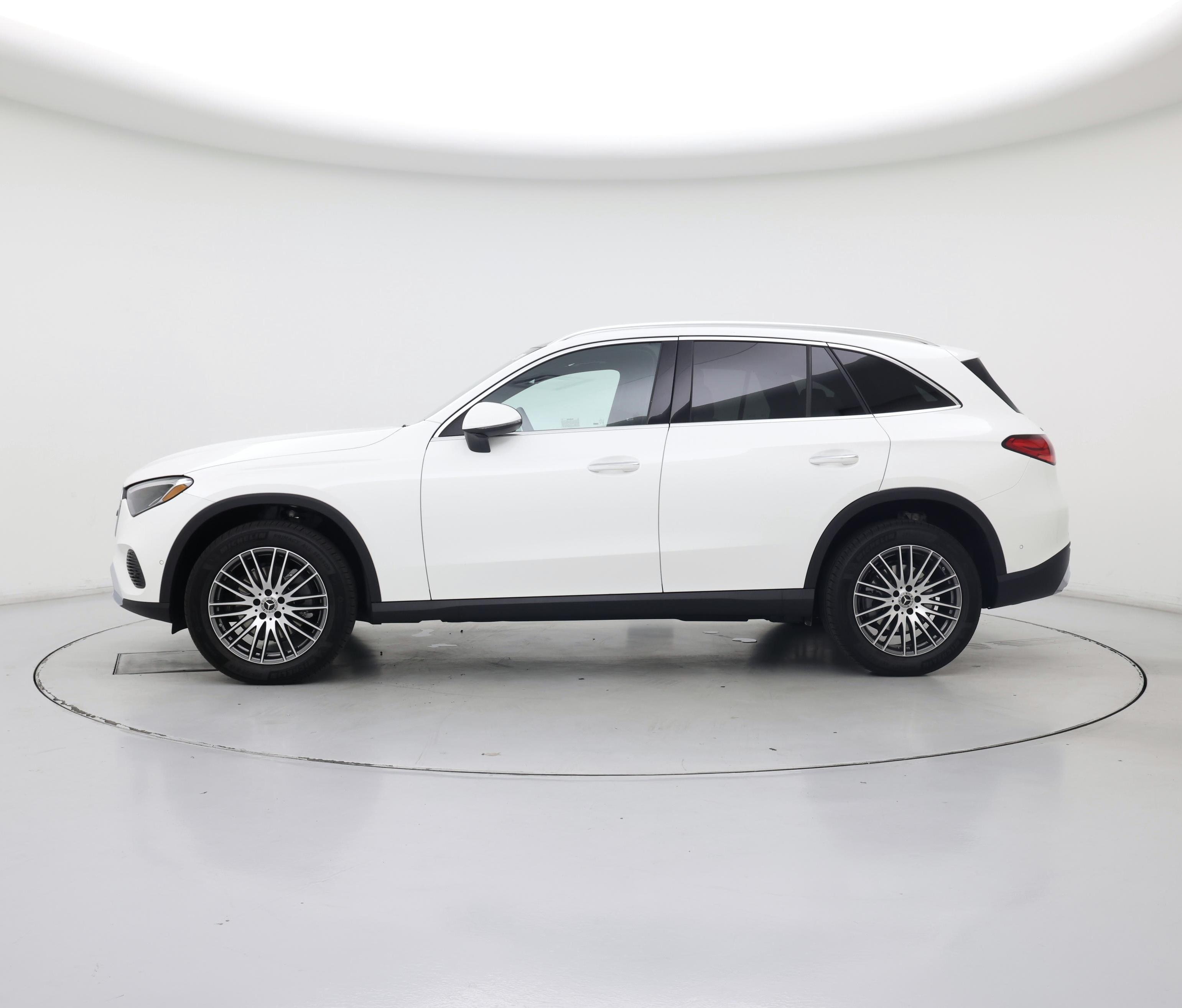 Thumbnail: 2025 Mercedes-Benz GLC - 3