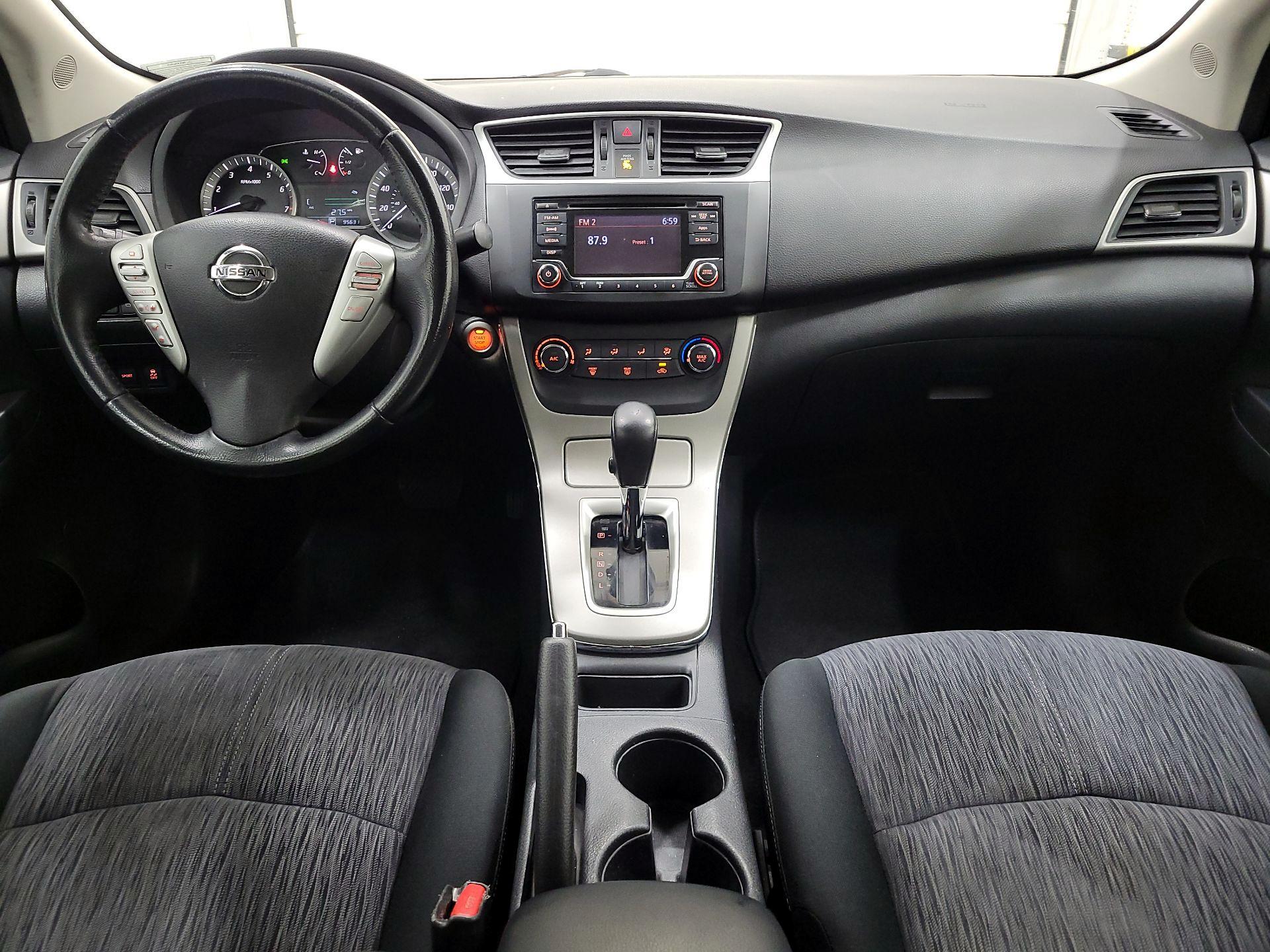 Thumbnail: 2015 Nissan Sentra - 9